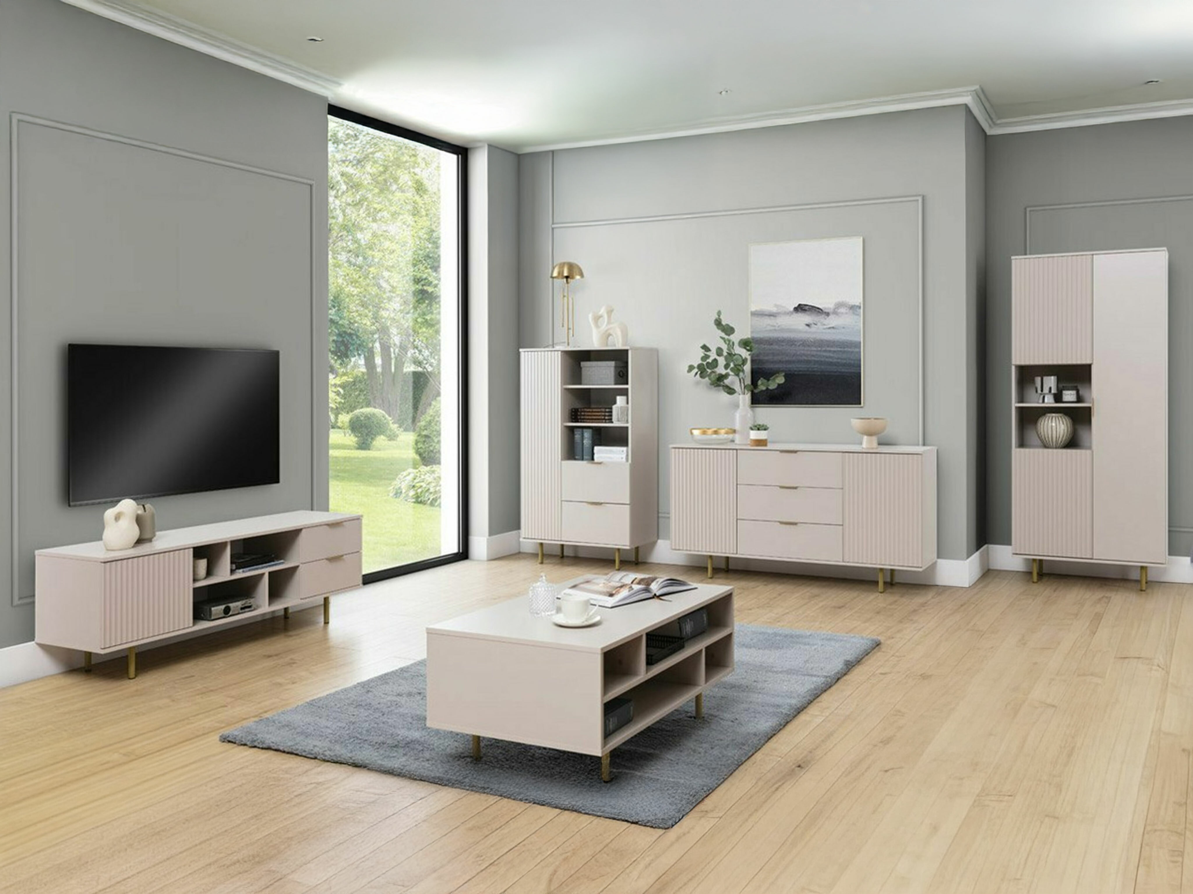 TV staliukas Decus (Kašmyras)