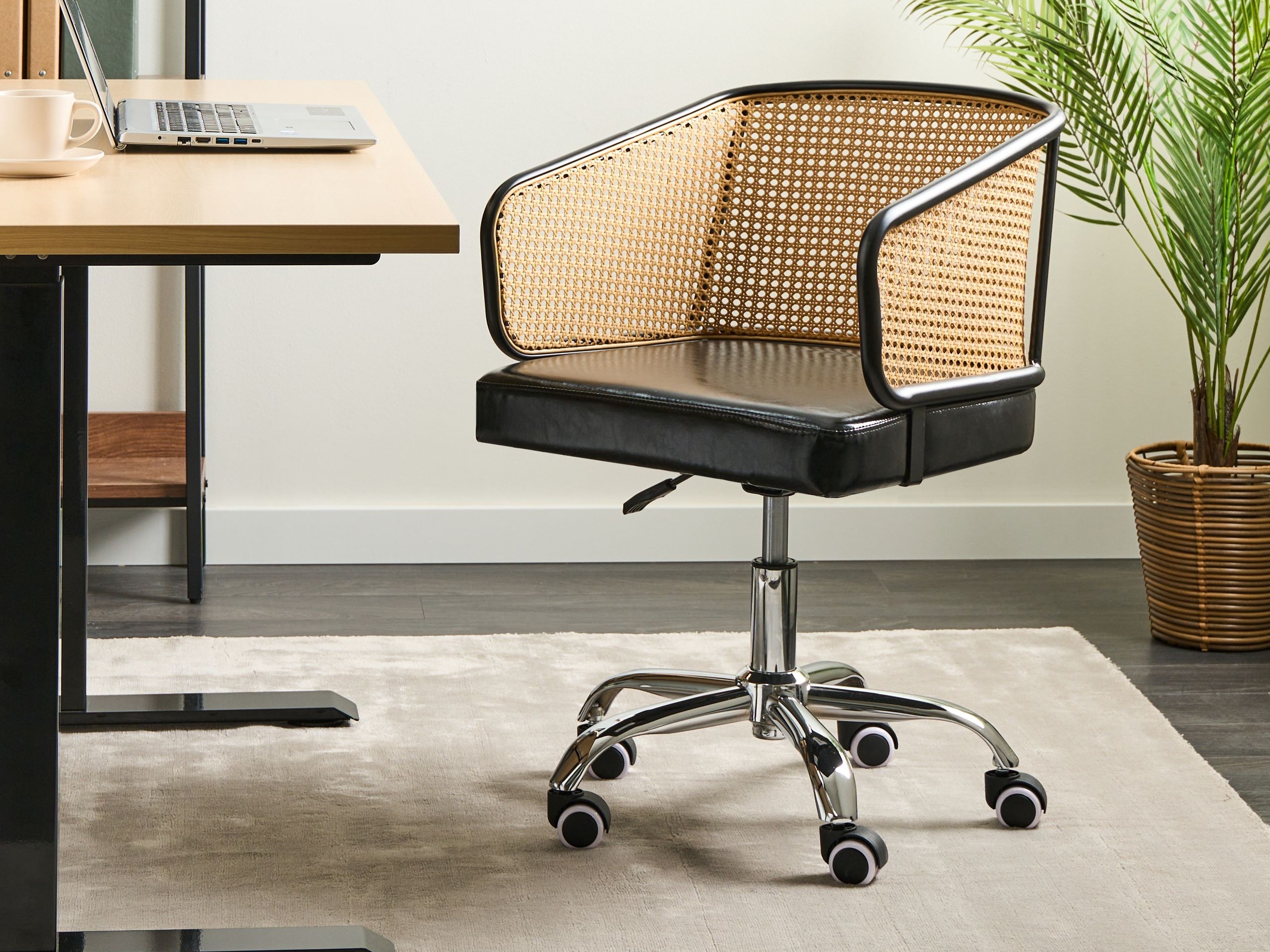 Biuro kėdė Berwyn 2767 (Juoda)