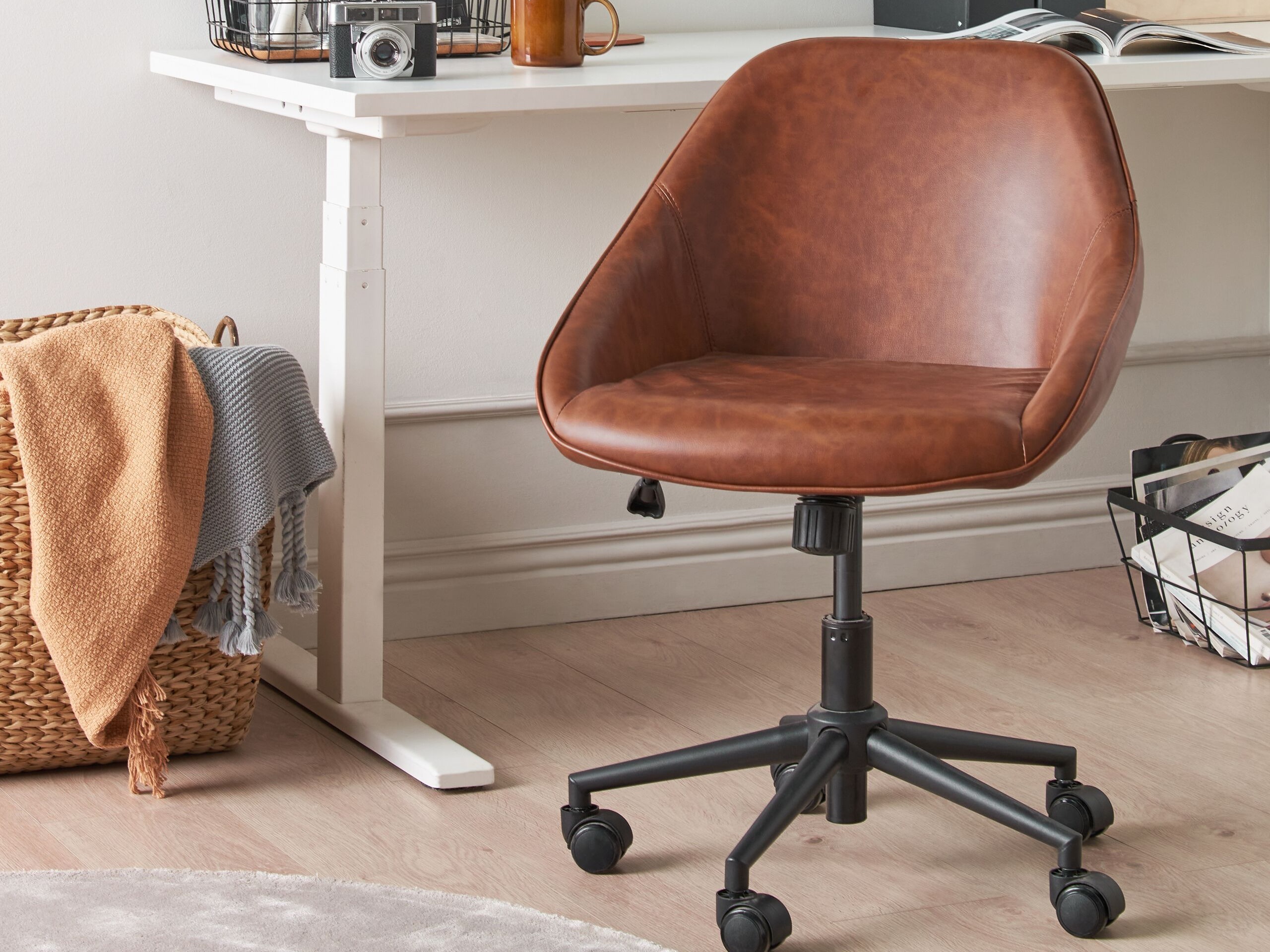 Biuro kėdė Berwyn 2770 (Juoda + Ruda)