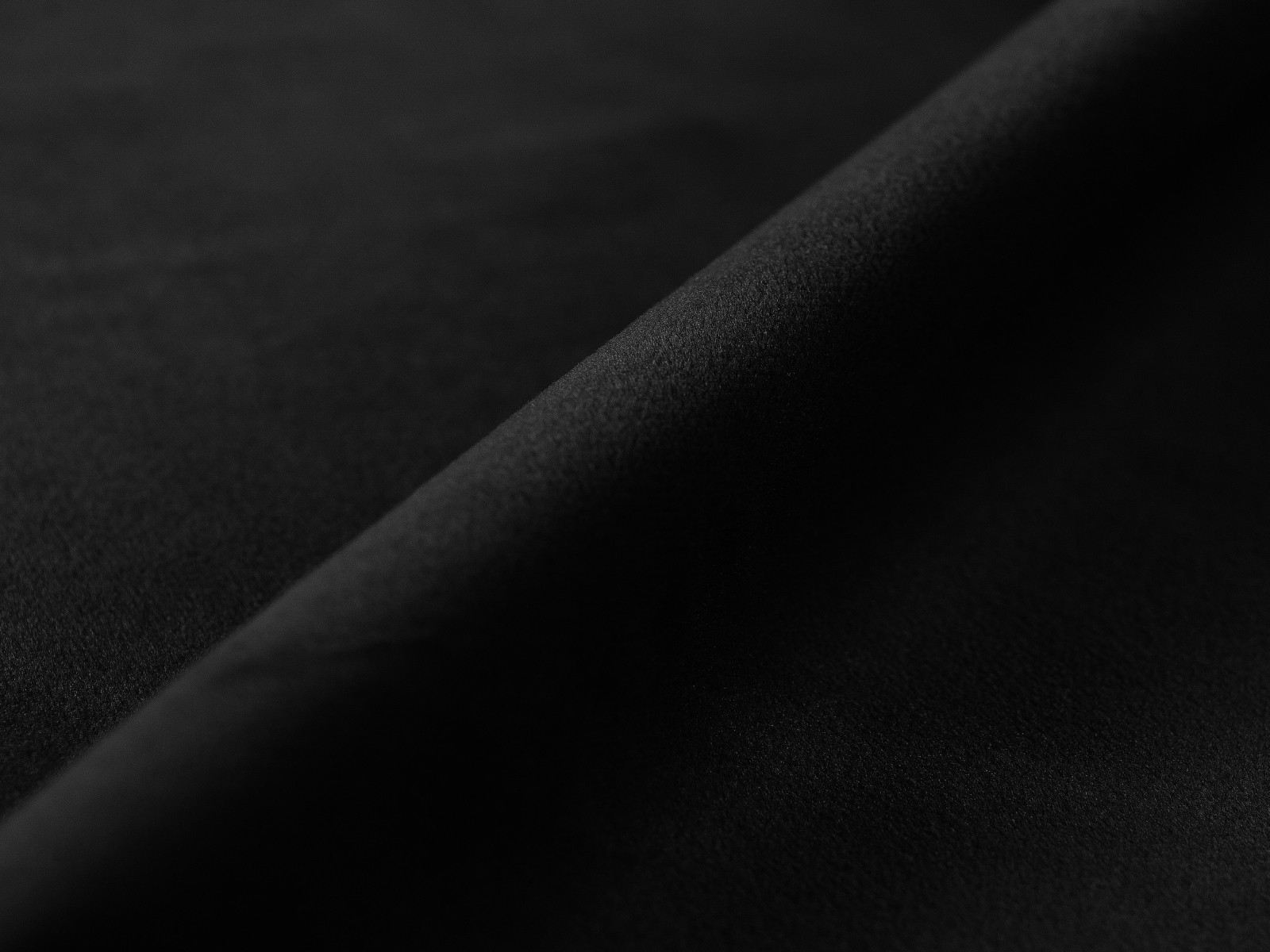 Minkštas kampas Delavie 105 (Paris Black)