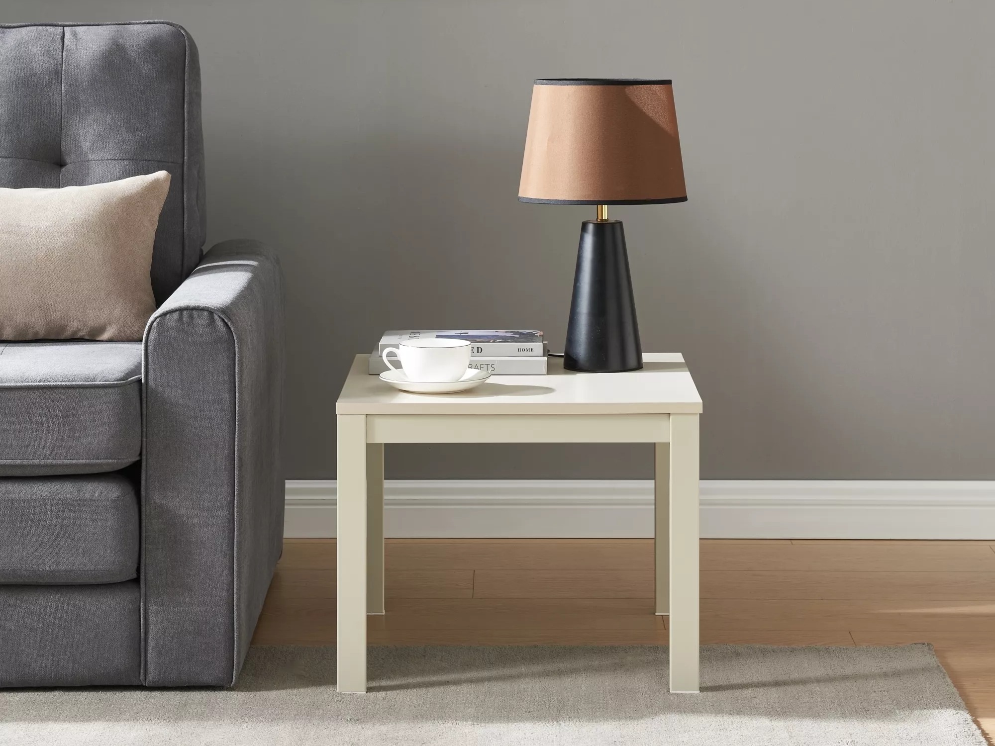 Žurnalinis staliukas Lortene 107