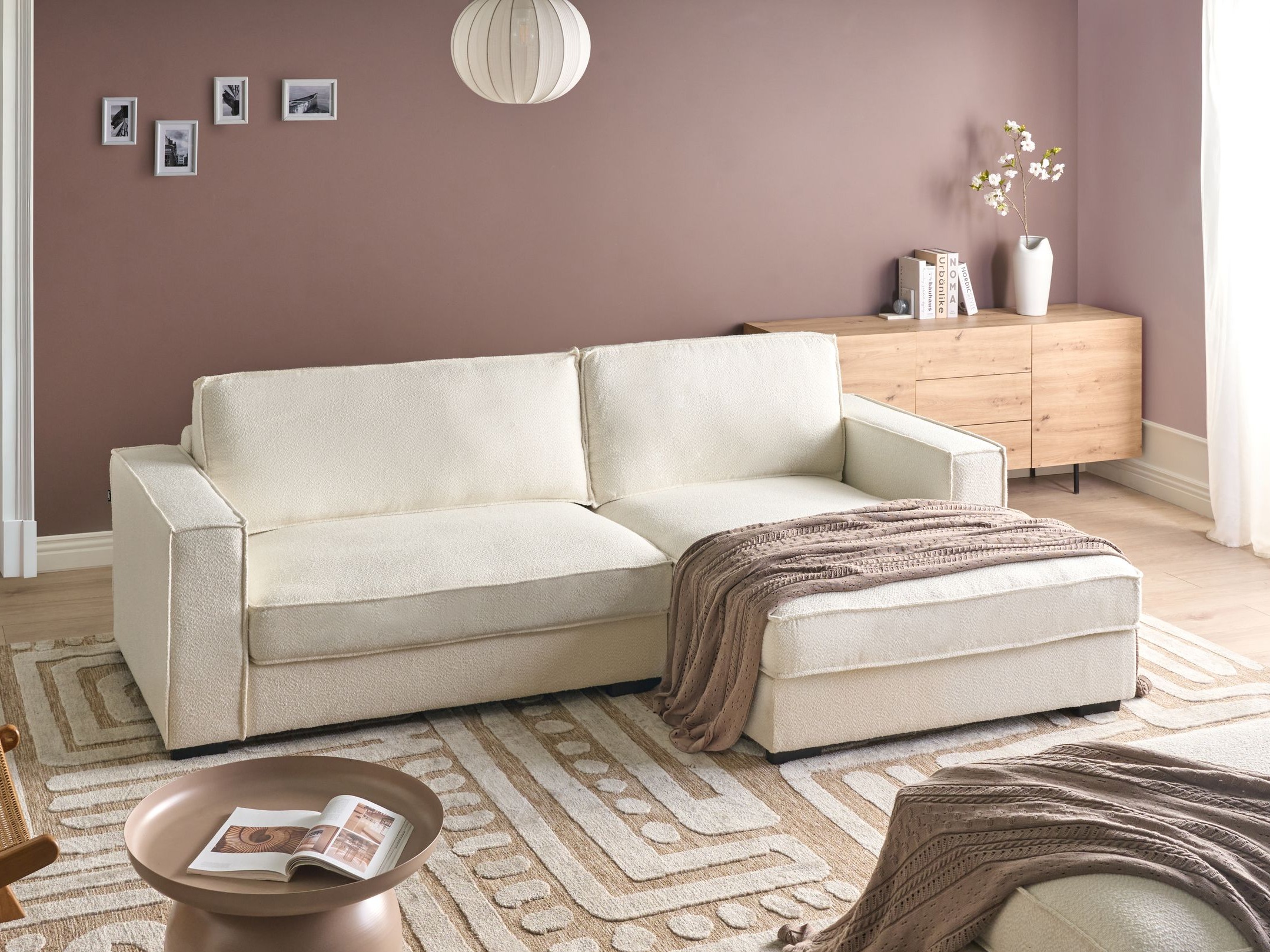 Minkštas kampas Berwyn 2859 (Balta)