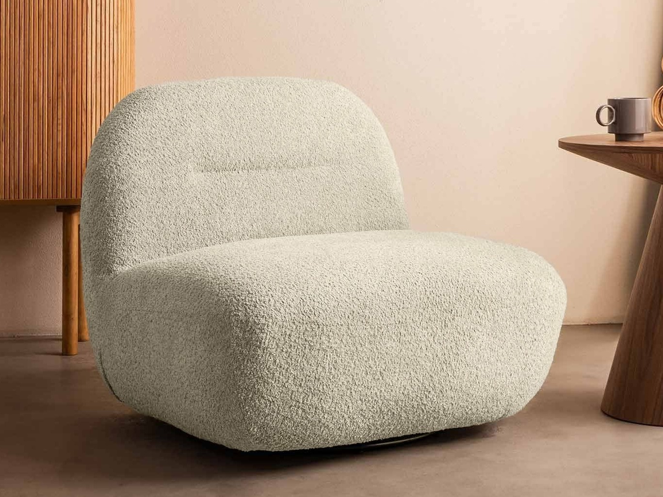 Fotelis Burleson 444 (Kreminė)