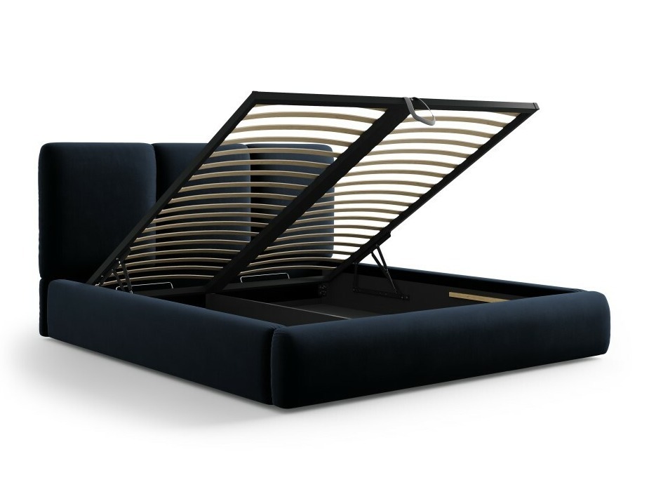 Lova Beckley 159 (Riviera 79)