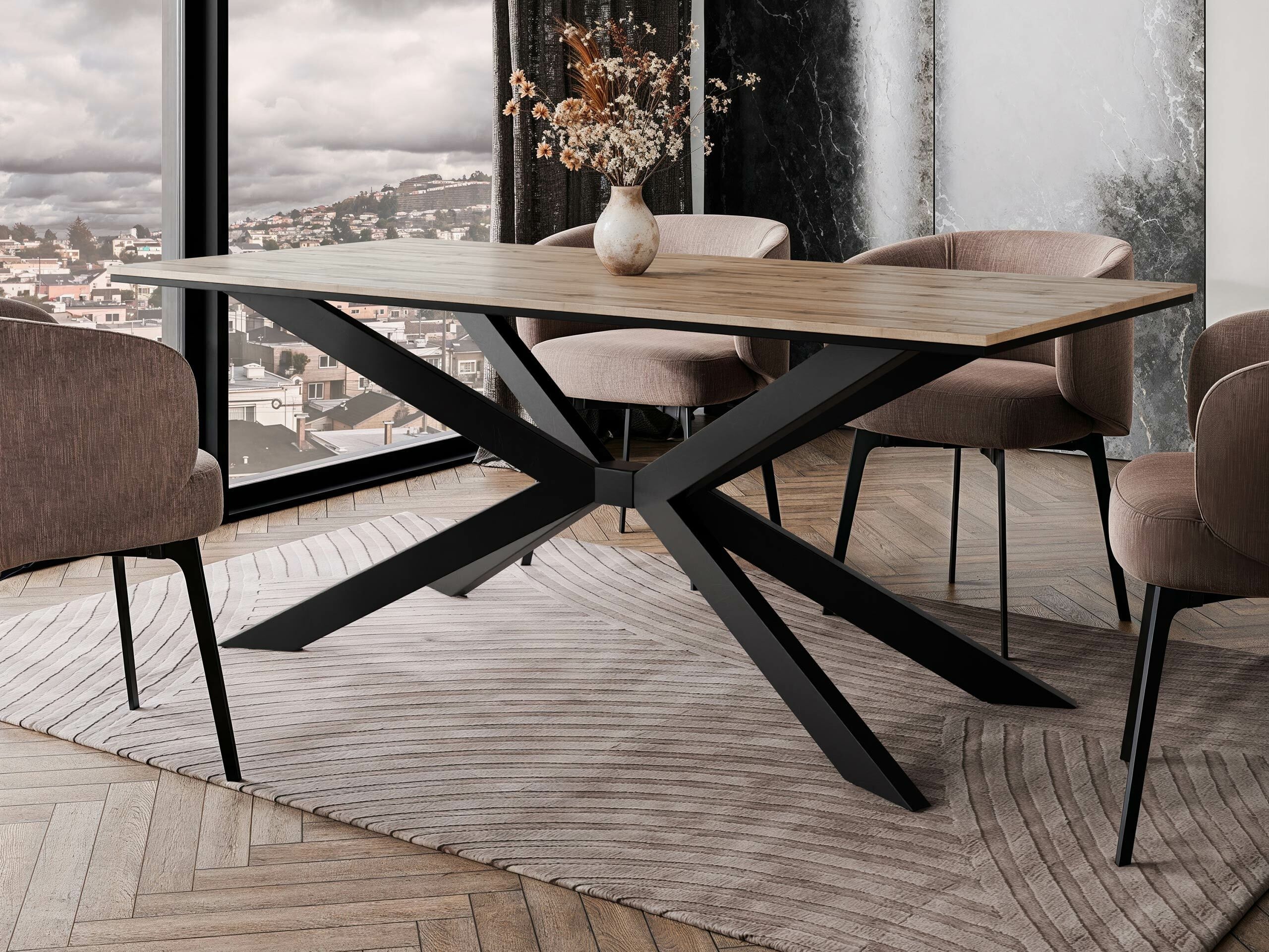 Stalas Goodyear 135 (Votan ąžuolas)