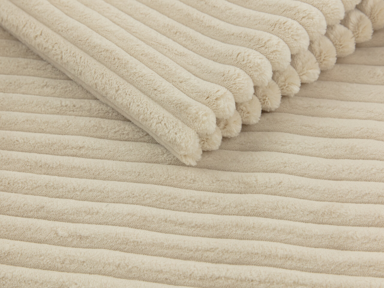 Lova TrendyNest 107 (Top 02)