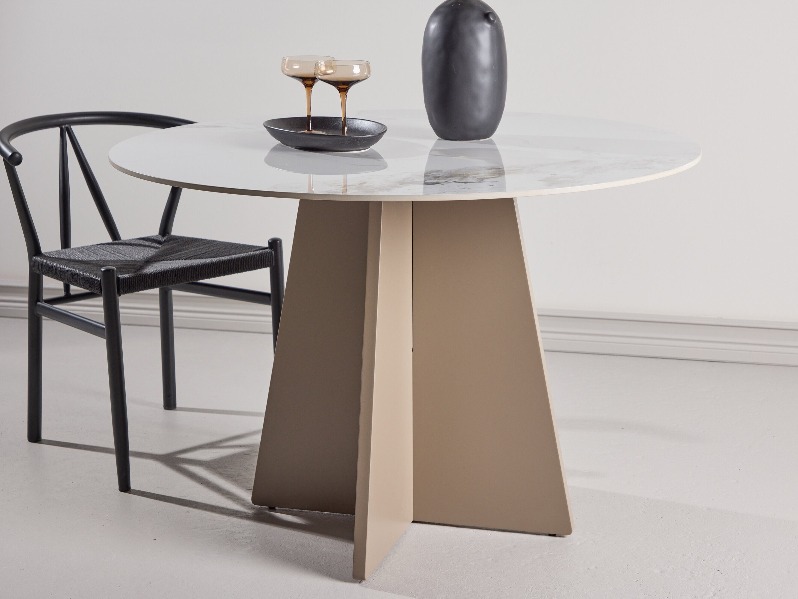 Stalas Dallas 4451 (Baltas marmuras + Smėlinė)