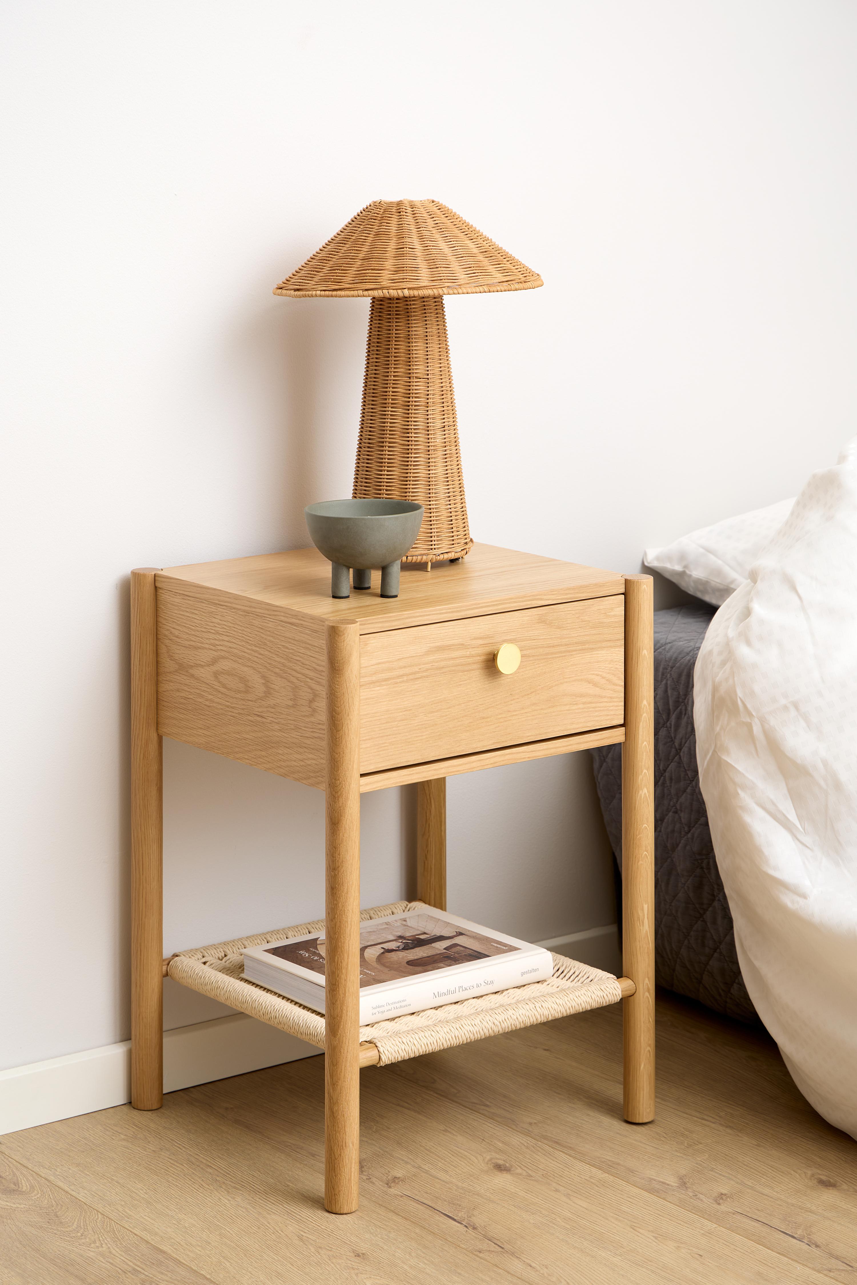 Naktinis staliukas Norsica 983 (Ąžuolas)