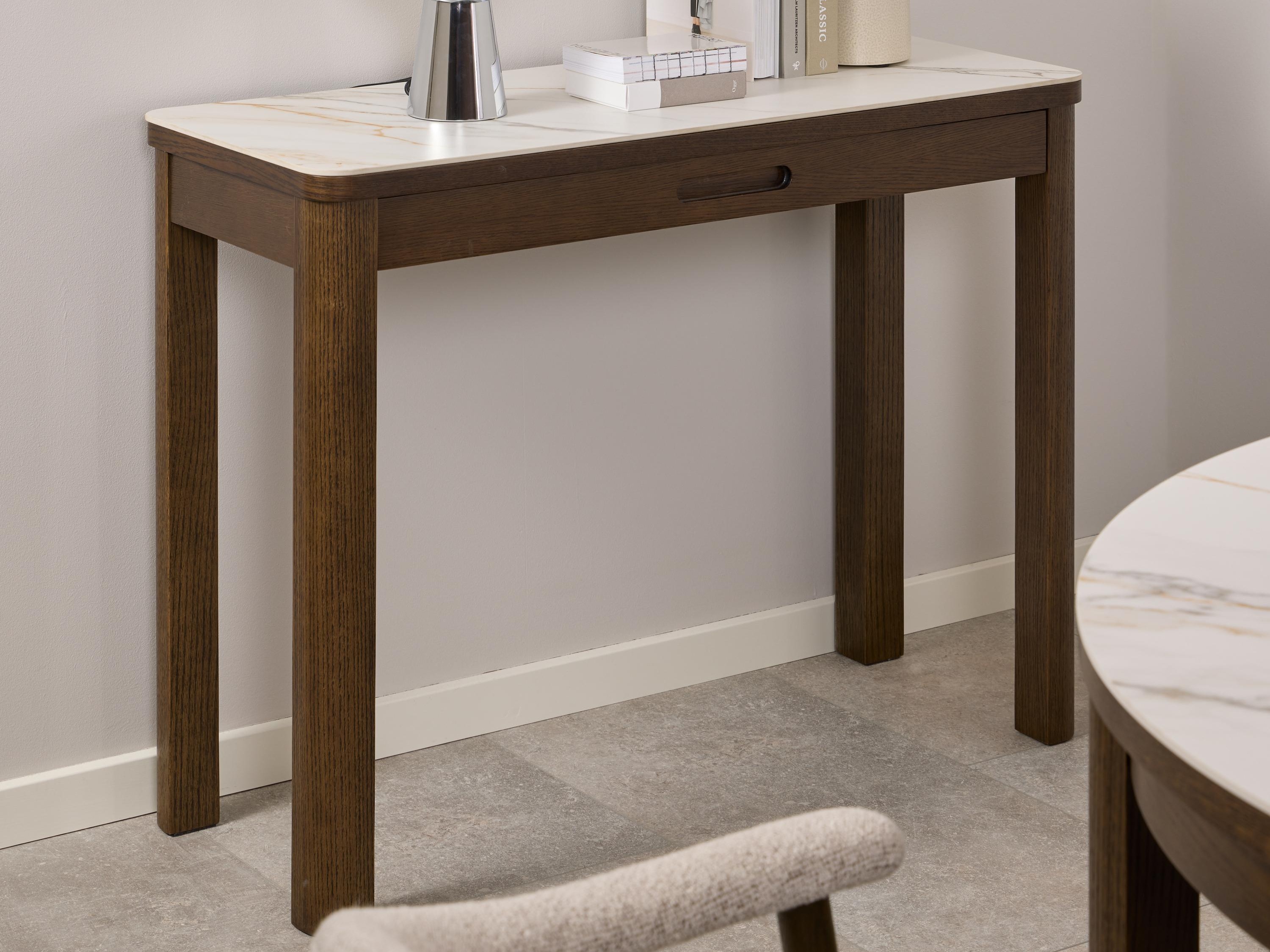 Konsolė Norsica Melfero 104