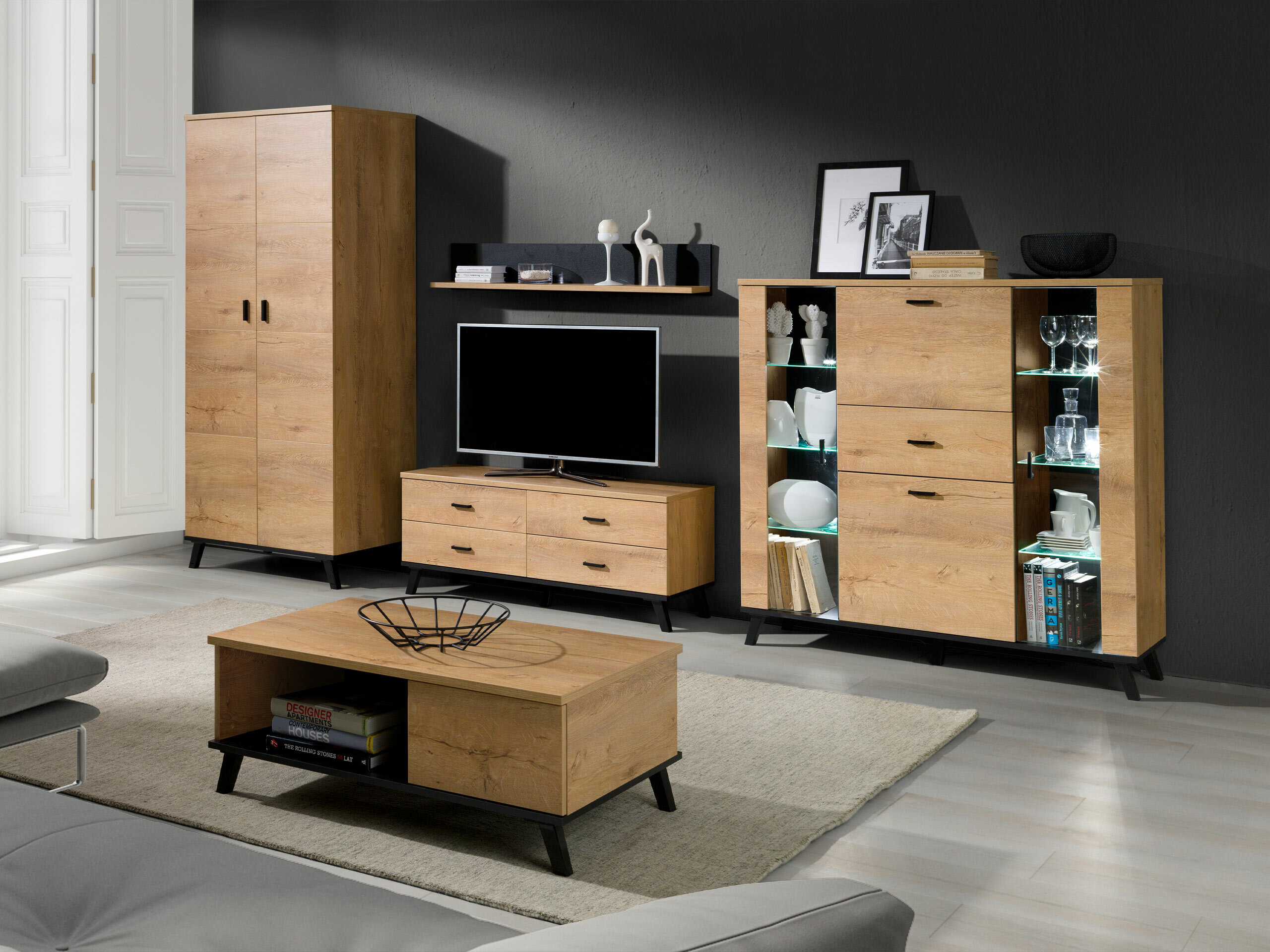 TV staliukas Talsere 106