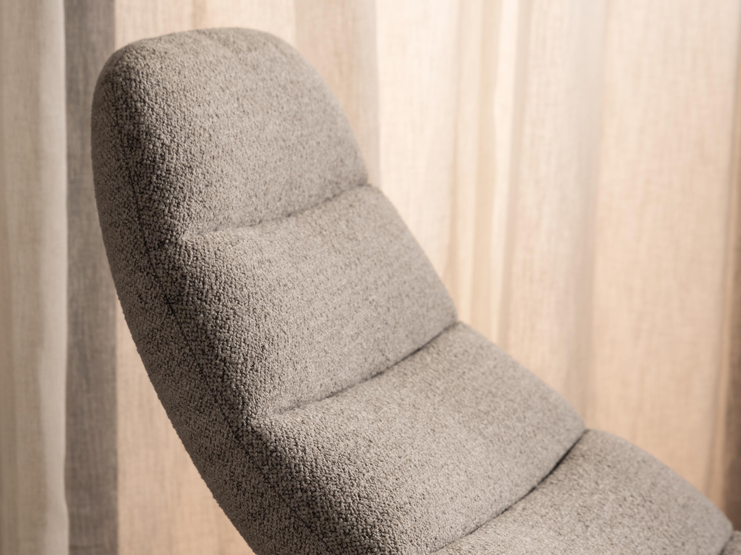 Kušetė Norsica 844 (Smėlinė)