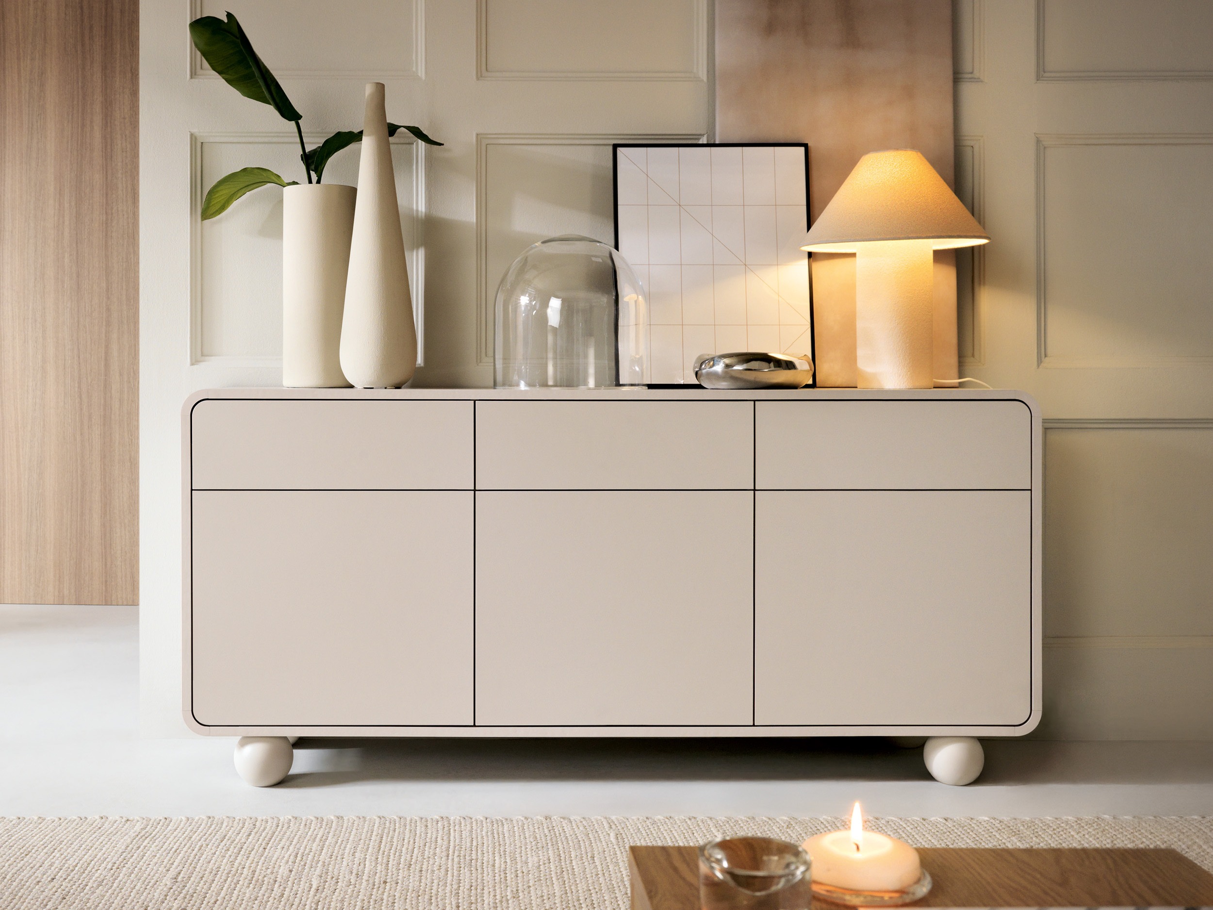 Svetainės baldai su greitu pristatymu