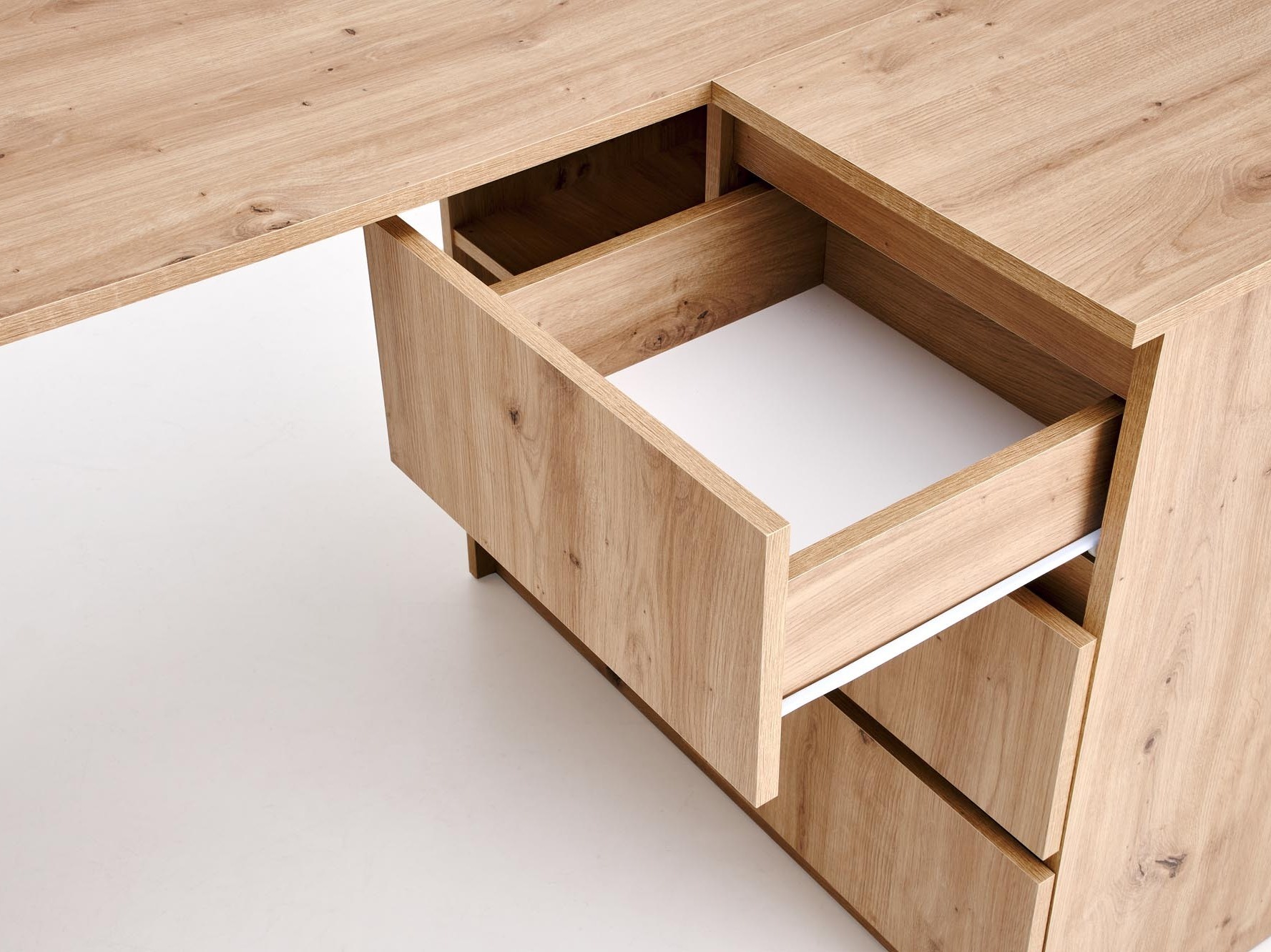 Kampinis darbo stalas Houston 1950 (Artisan ąžuolas)