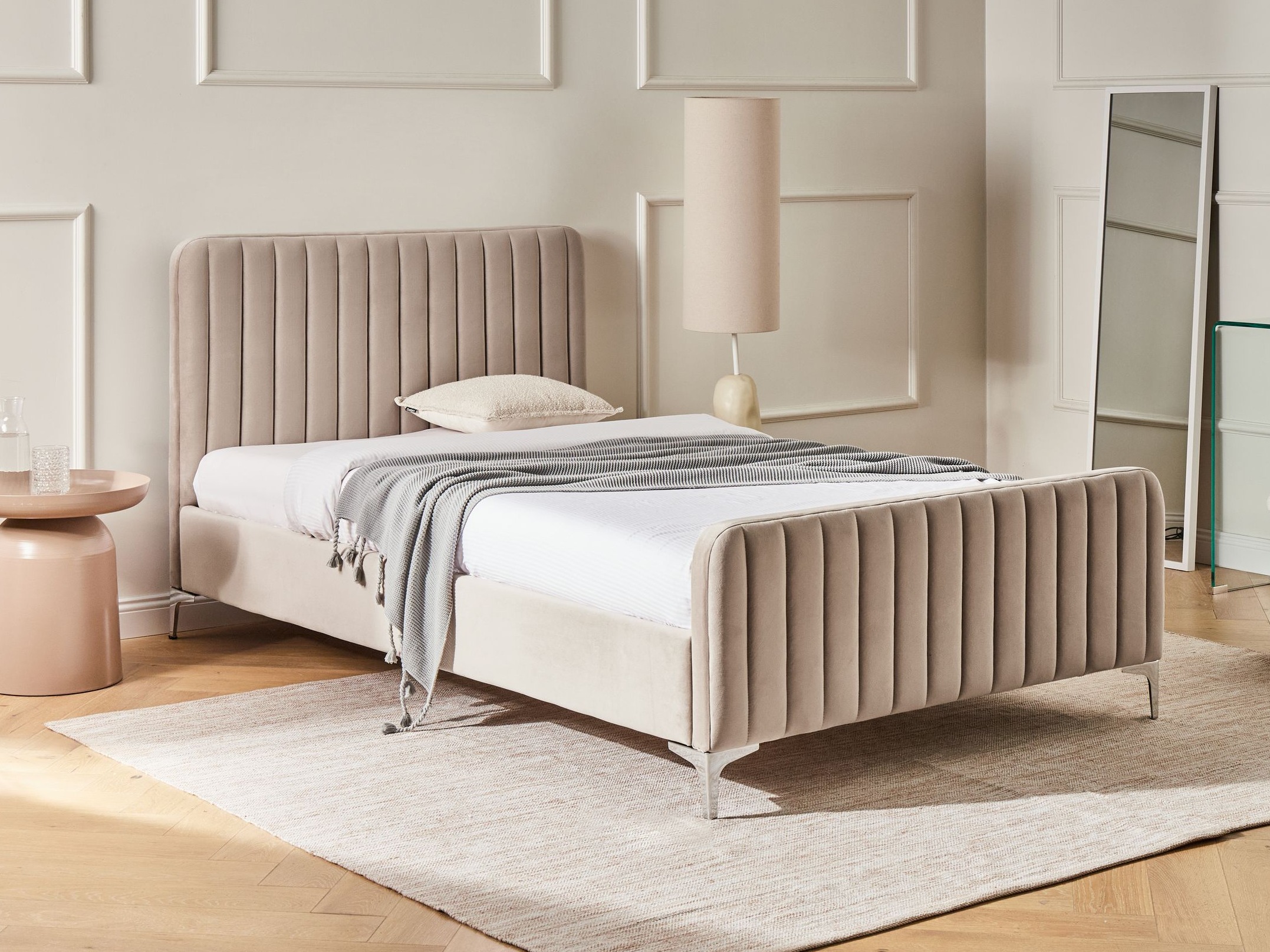 Lova Berwyn 1584 (Taupe)