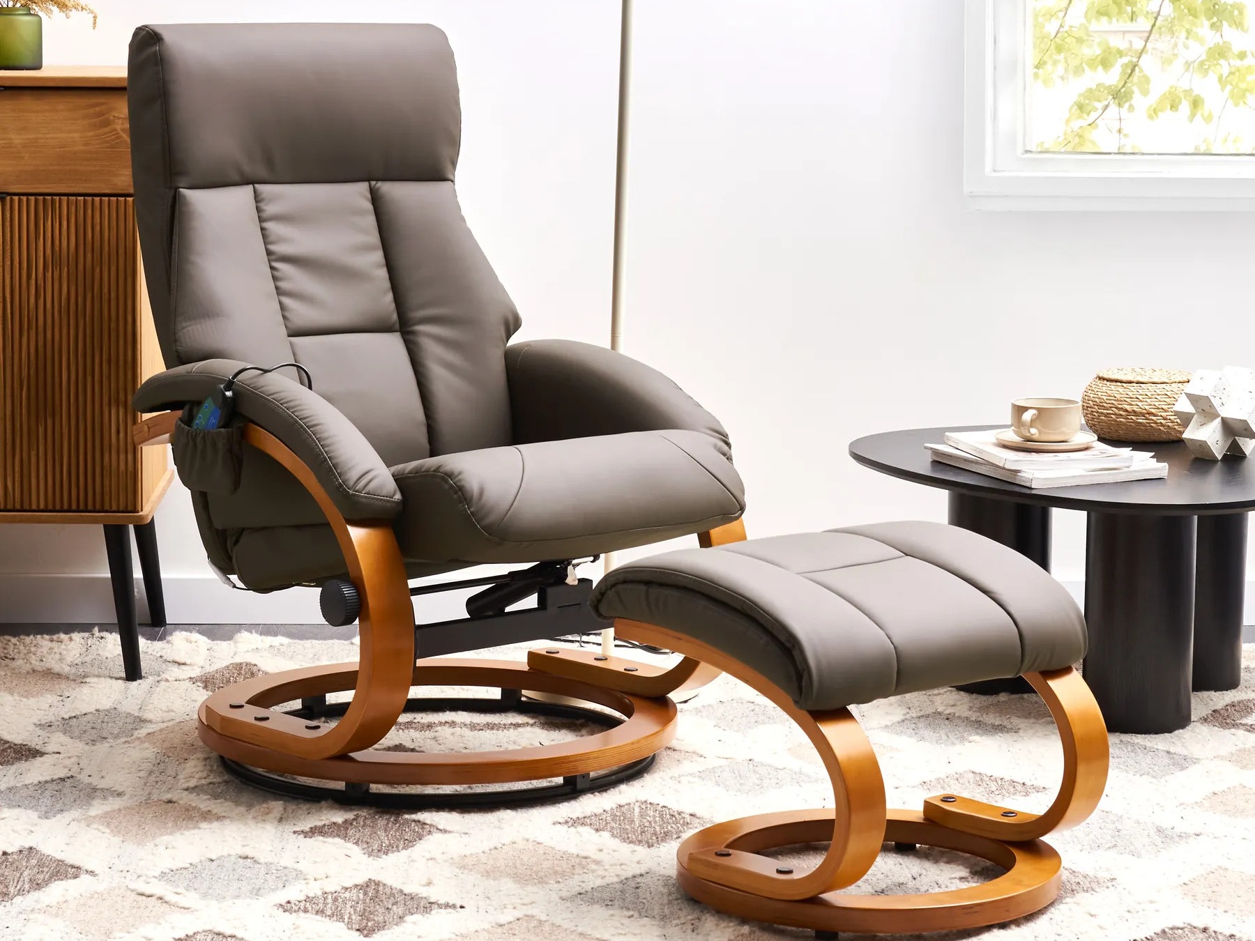 Fotelis Berwyn 877 (Ruda)