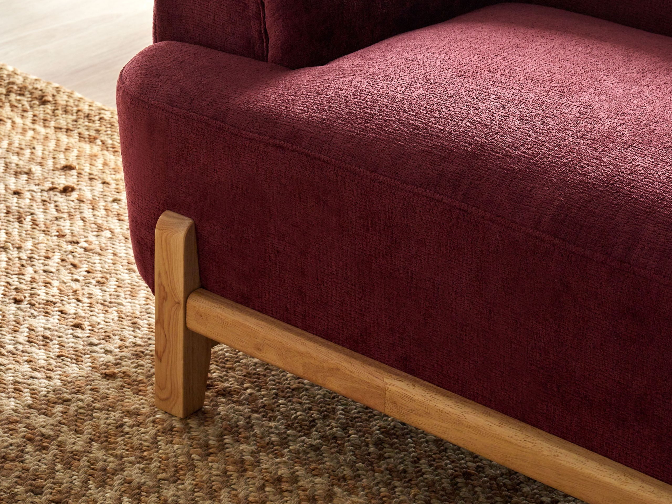 Sofa Berwyn 2879 (Raudona)