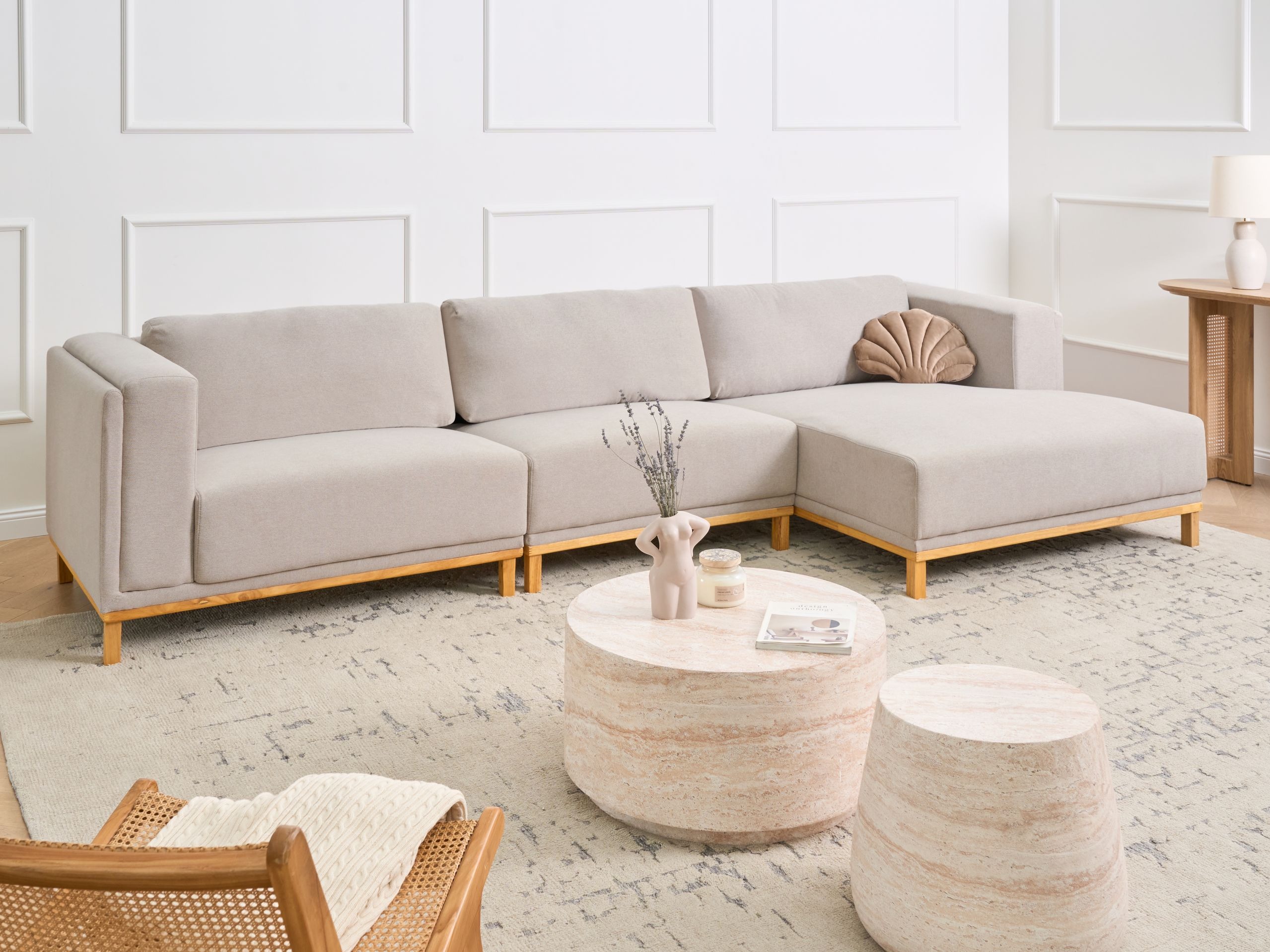 Minkštas kampas Berwyn 2892 (Šviesi smėlinė)