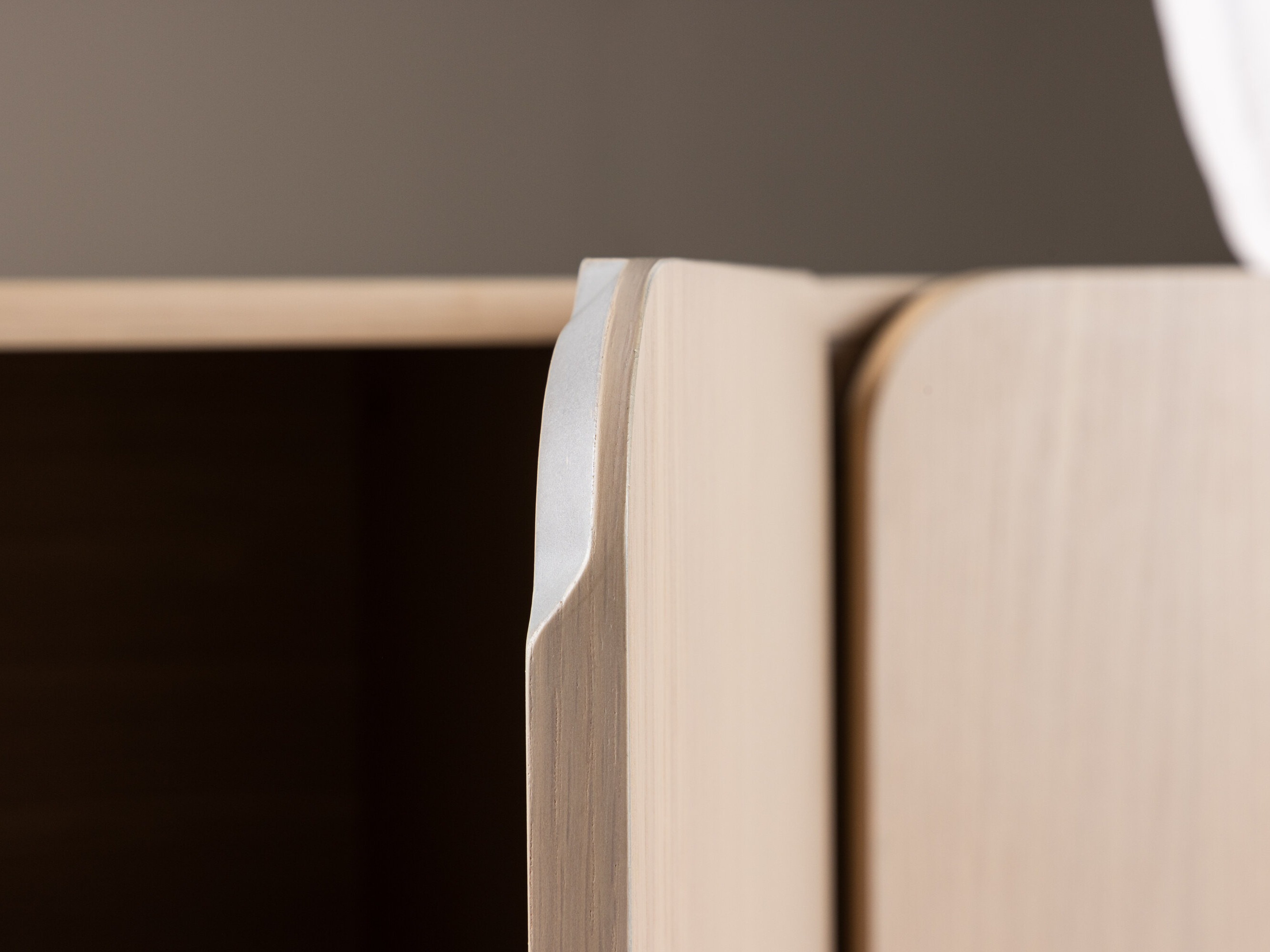 Spintelė Dallas 4979 (Šviesus medis)