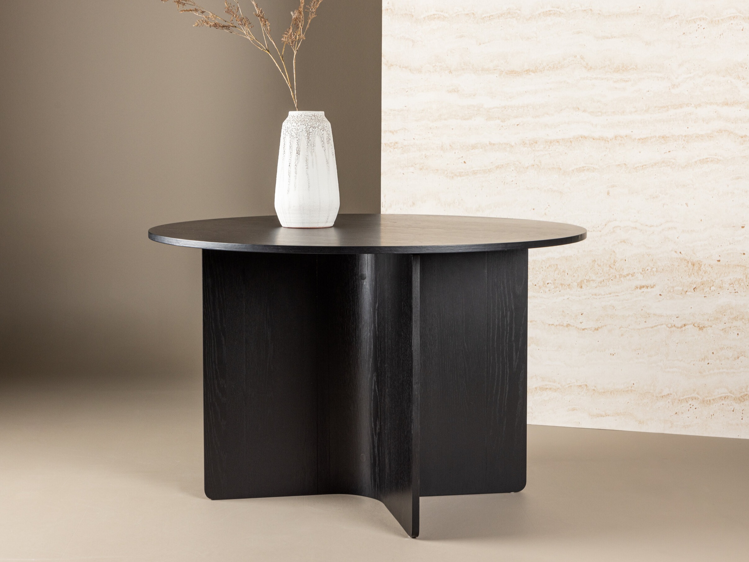 Stalas Dallas 4980 (Juoda)