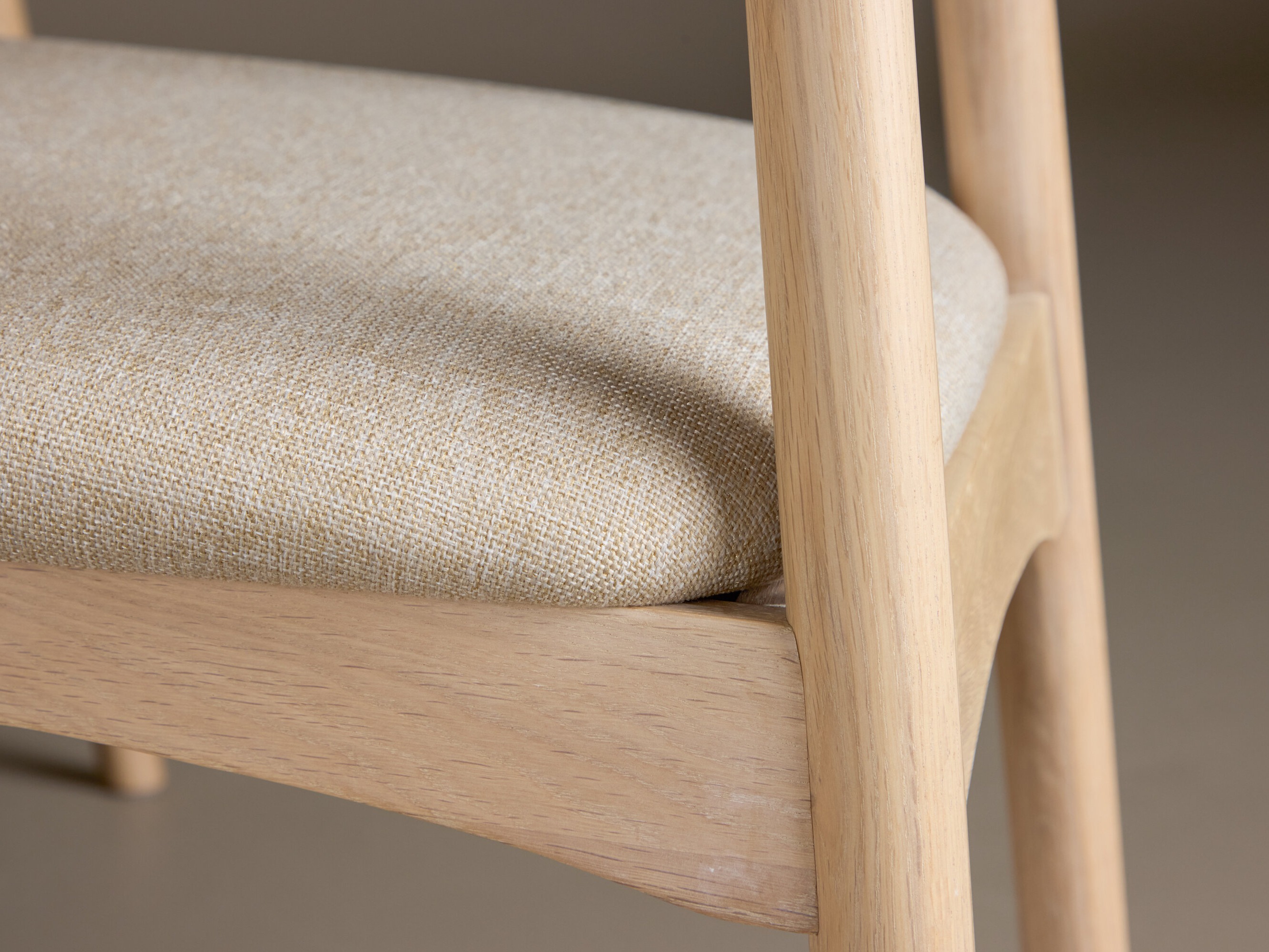 Valgomojo komplektas Dallas 4986 (Šviesus medis)