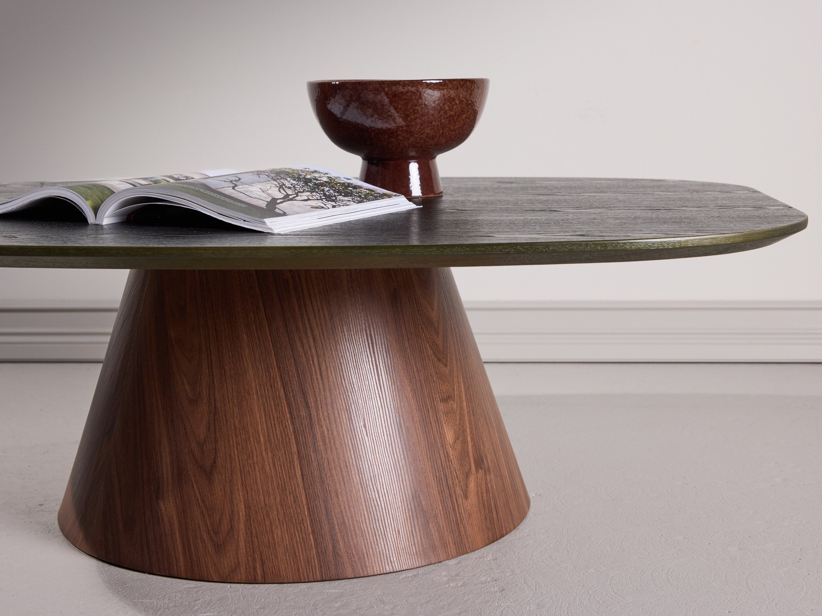 Žurnalinis staliukas Dallas 4976 (Tamsi žalia + Ruda)