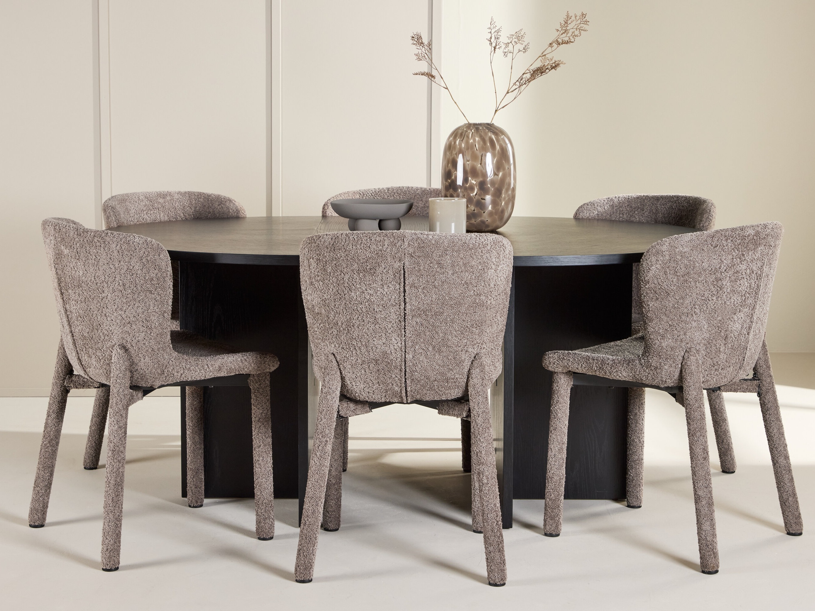 Valgomojo komplektas Dallas 4989 (Juoda)
