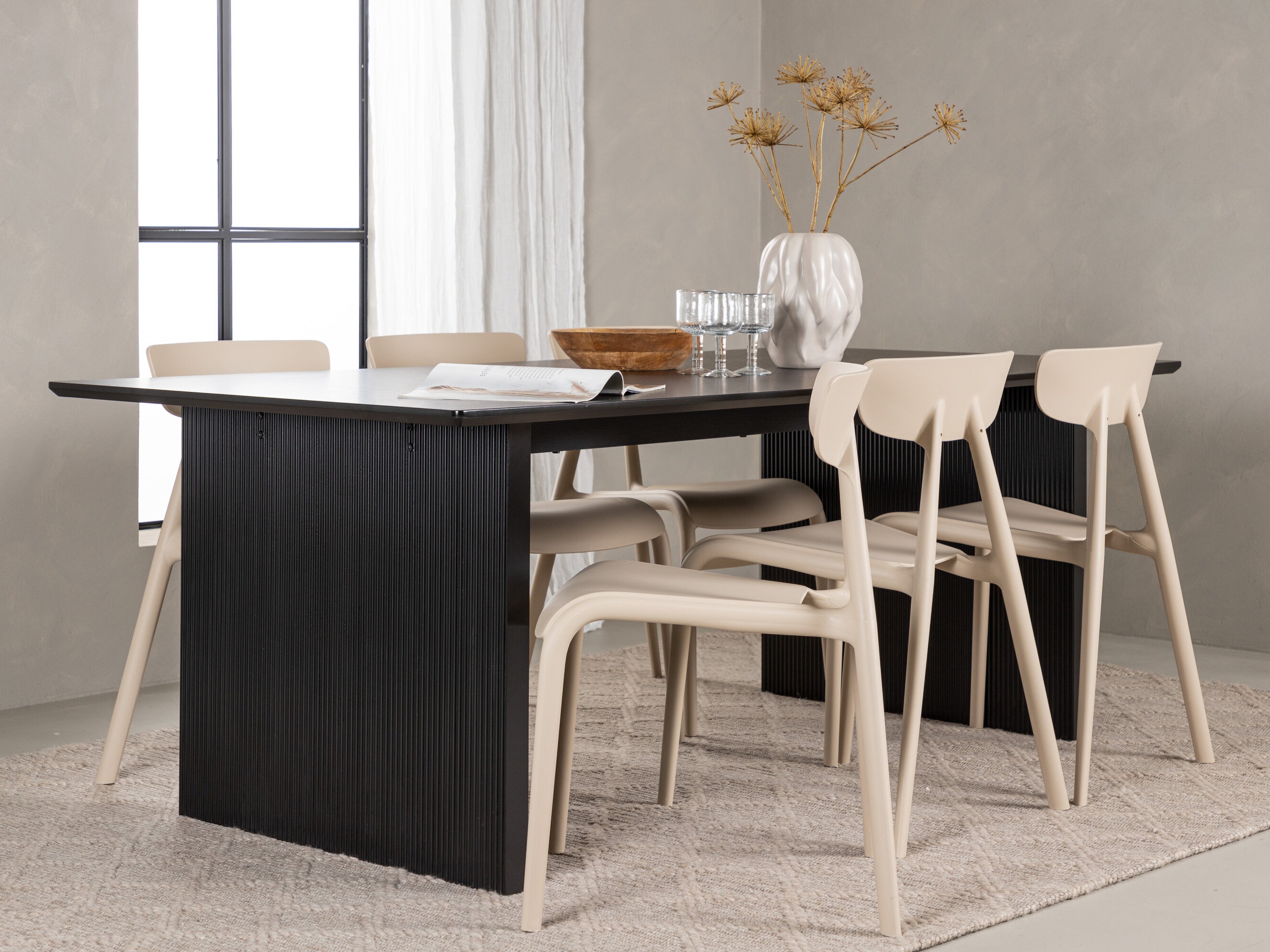 Valgomojo komplektas Dallas 4993 (Kreminė)