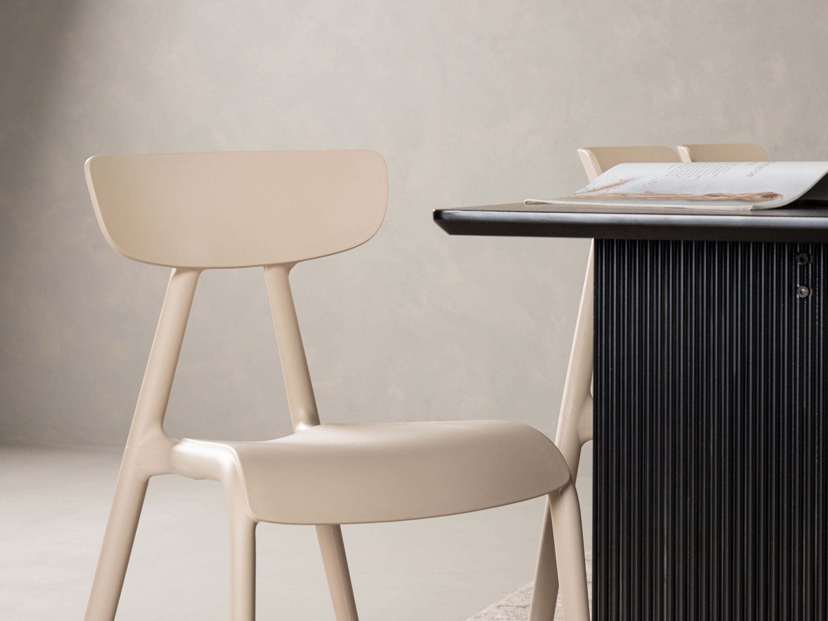 Valgomojo komplektas Dallas 4993 (Kreminė)