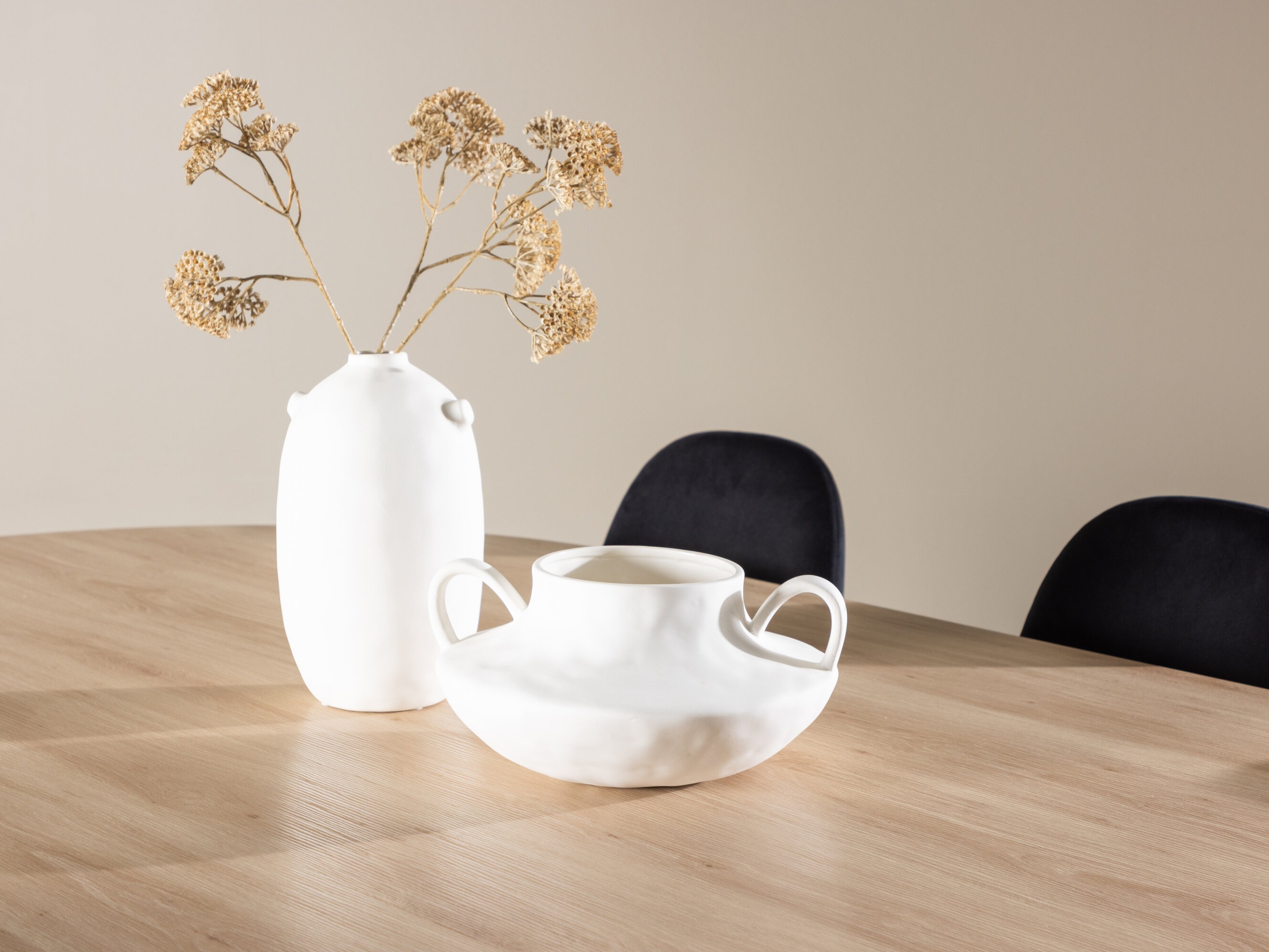 Valgomojo komplektas Dallas 4998 (Juoda)