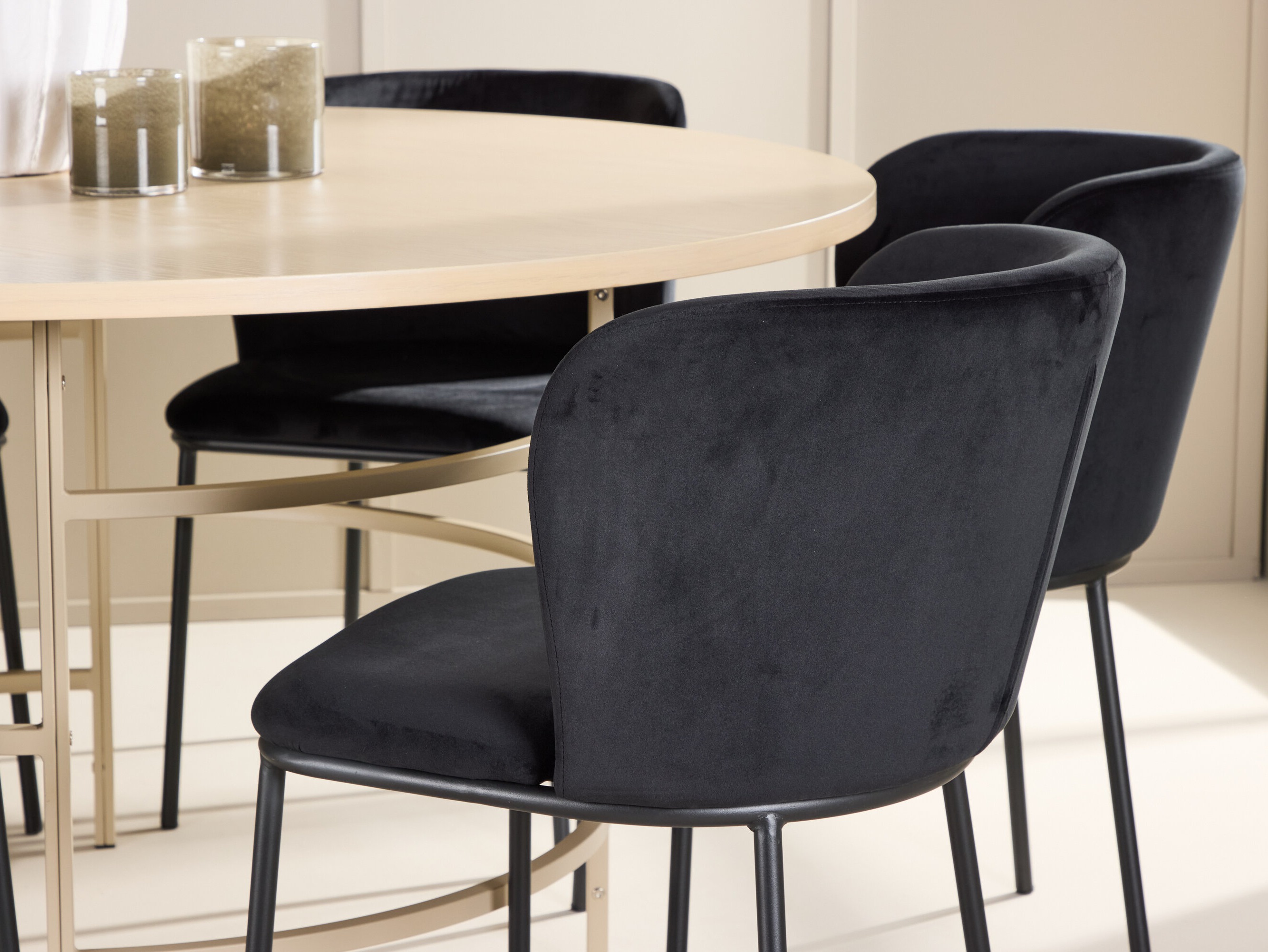 Valgomojo komplektas Dallas 5015 (Šviesi ruda)