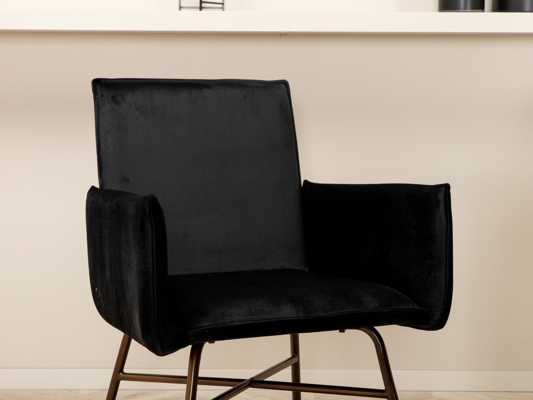 Valgomojo komplektas Dallas 5034 (Juoda + Varis)