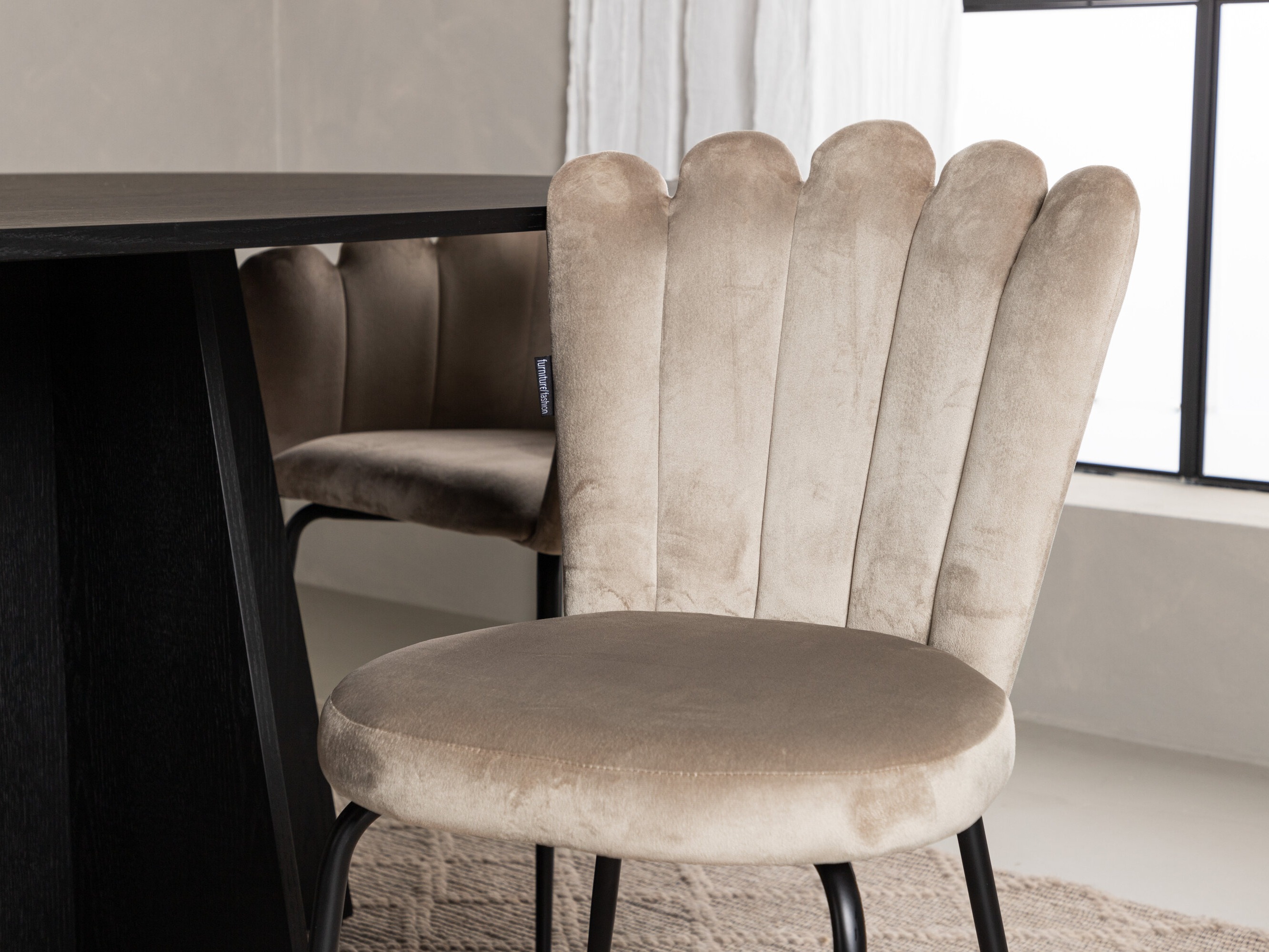 Valgomojo komplektas Dallas 5081