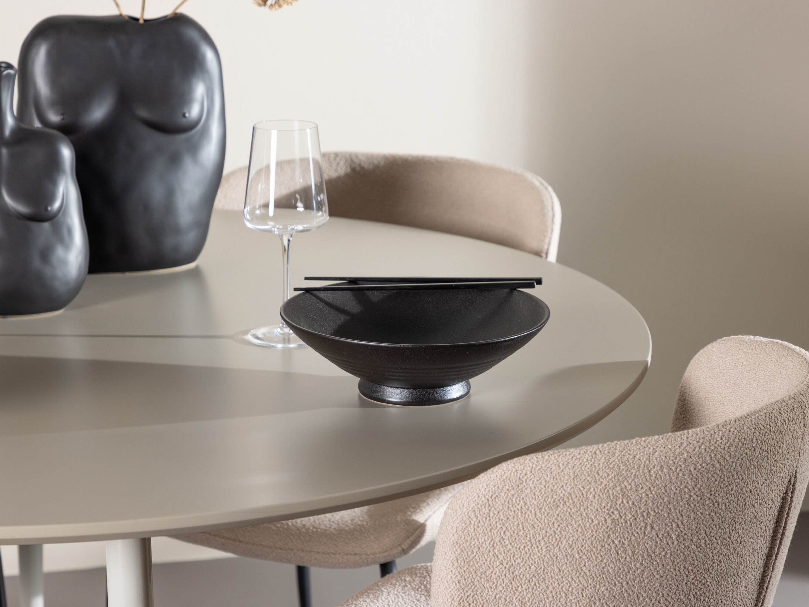 Valgomojo komplektas Dallas 5104