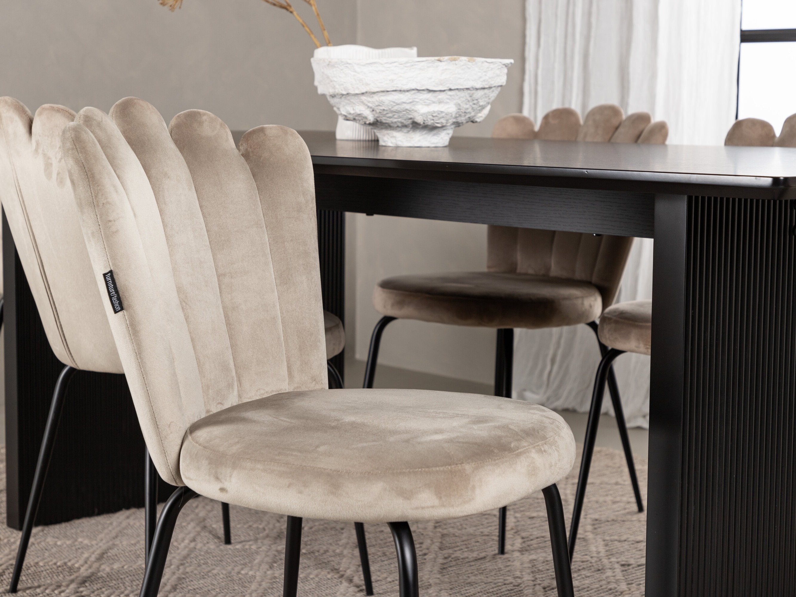 Valgomojo komplektas Dallas 5121