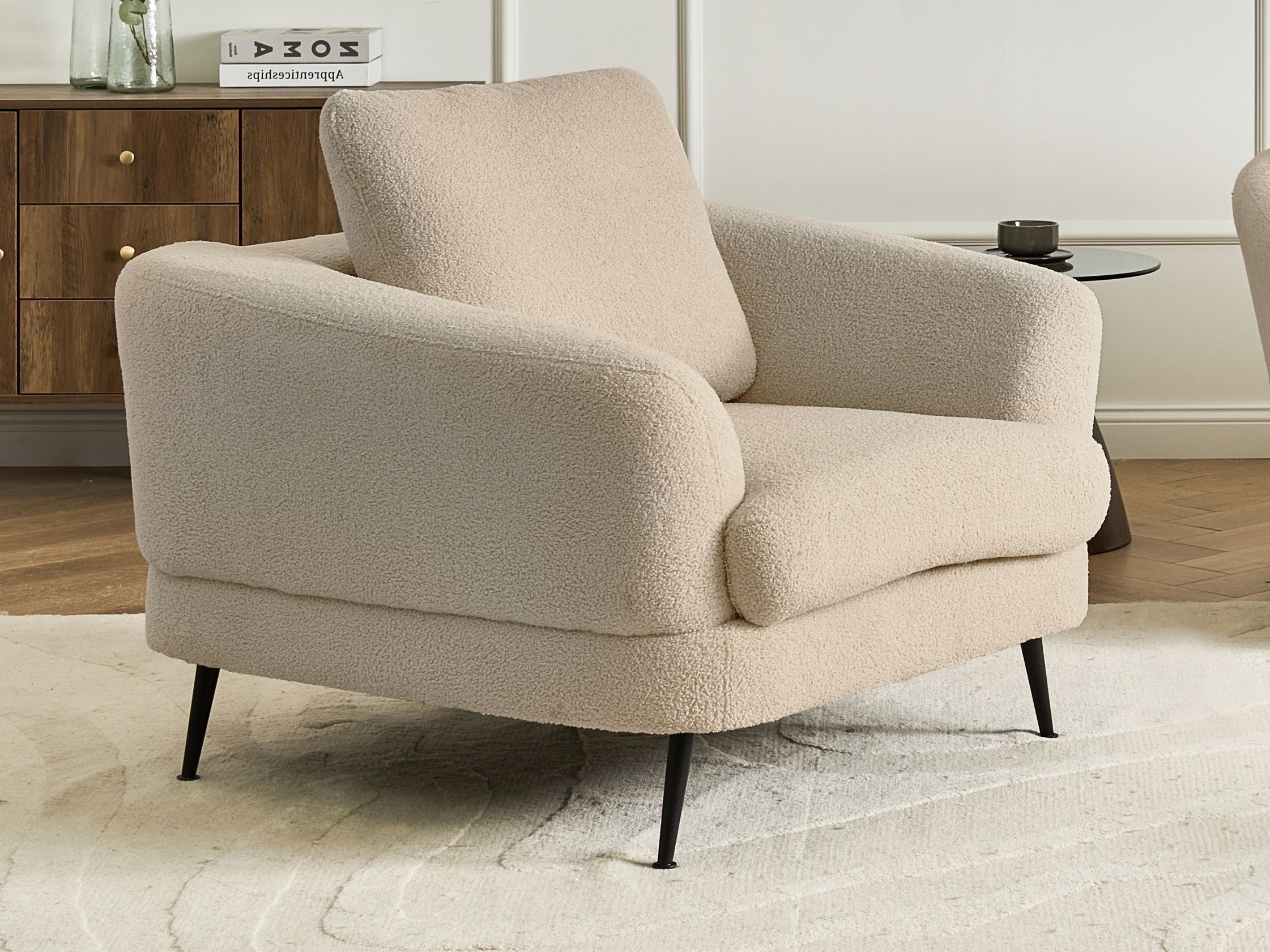 Fotelis Berwyn 2901 (Šviesi smėlinė)