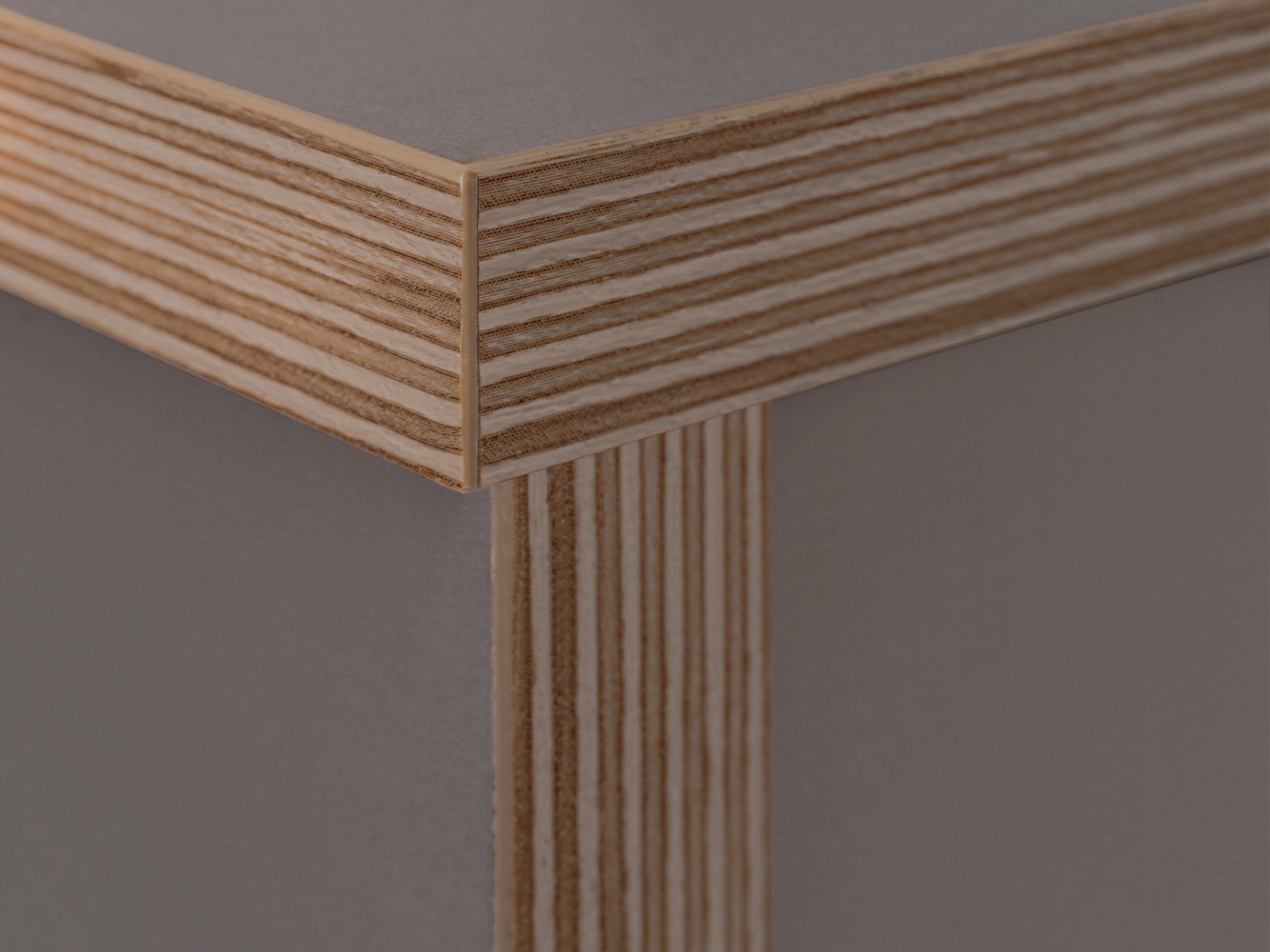 Žurnalinis staliukas Fivetri 103 (Pilkai ruda)