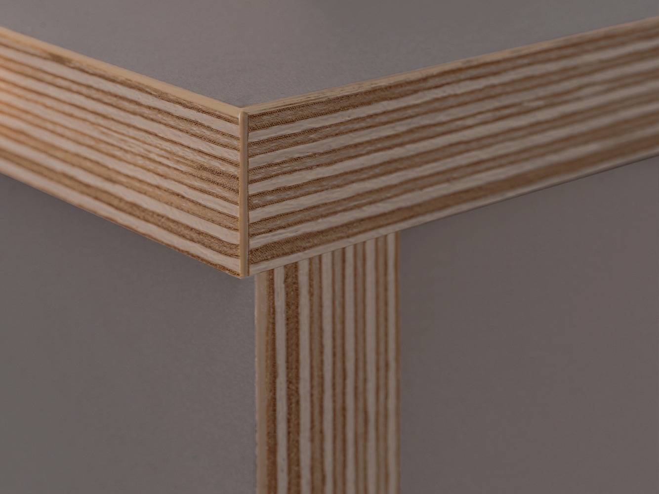 Lentyna Fivetri 106 (Pilkai ruda)