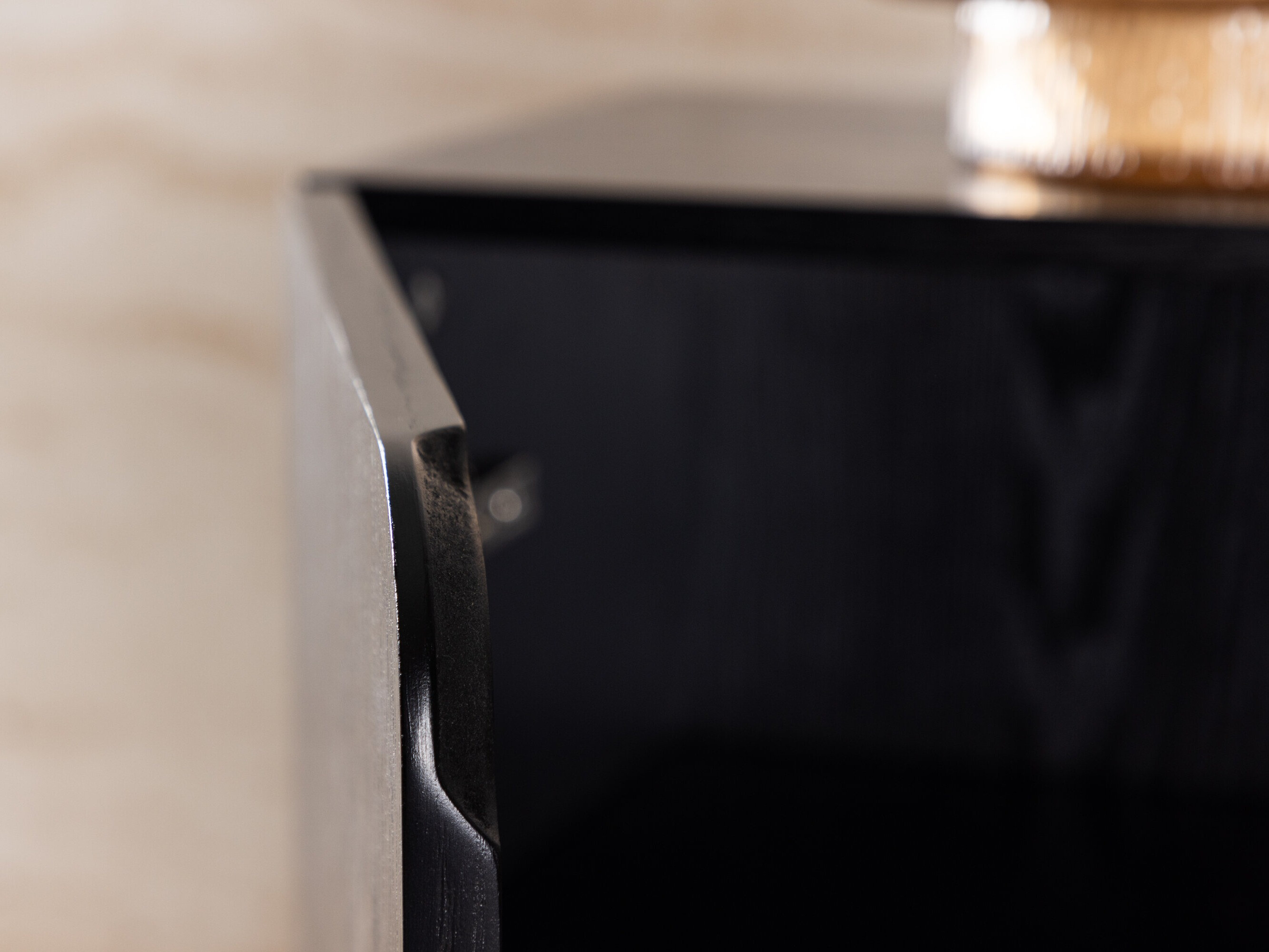 Spintelė Dallas 5131 (Juoda)