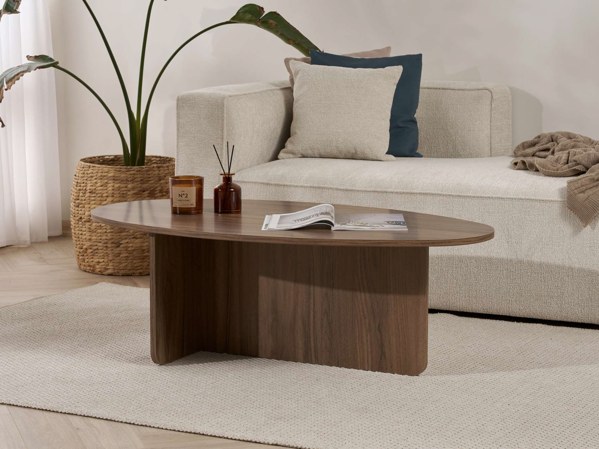 Žurnalinis staliukas Novato 139 (Graikinis riešutas)