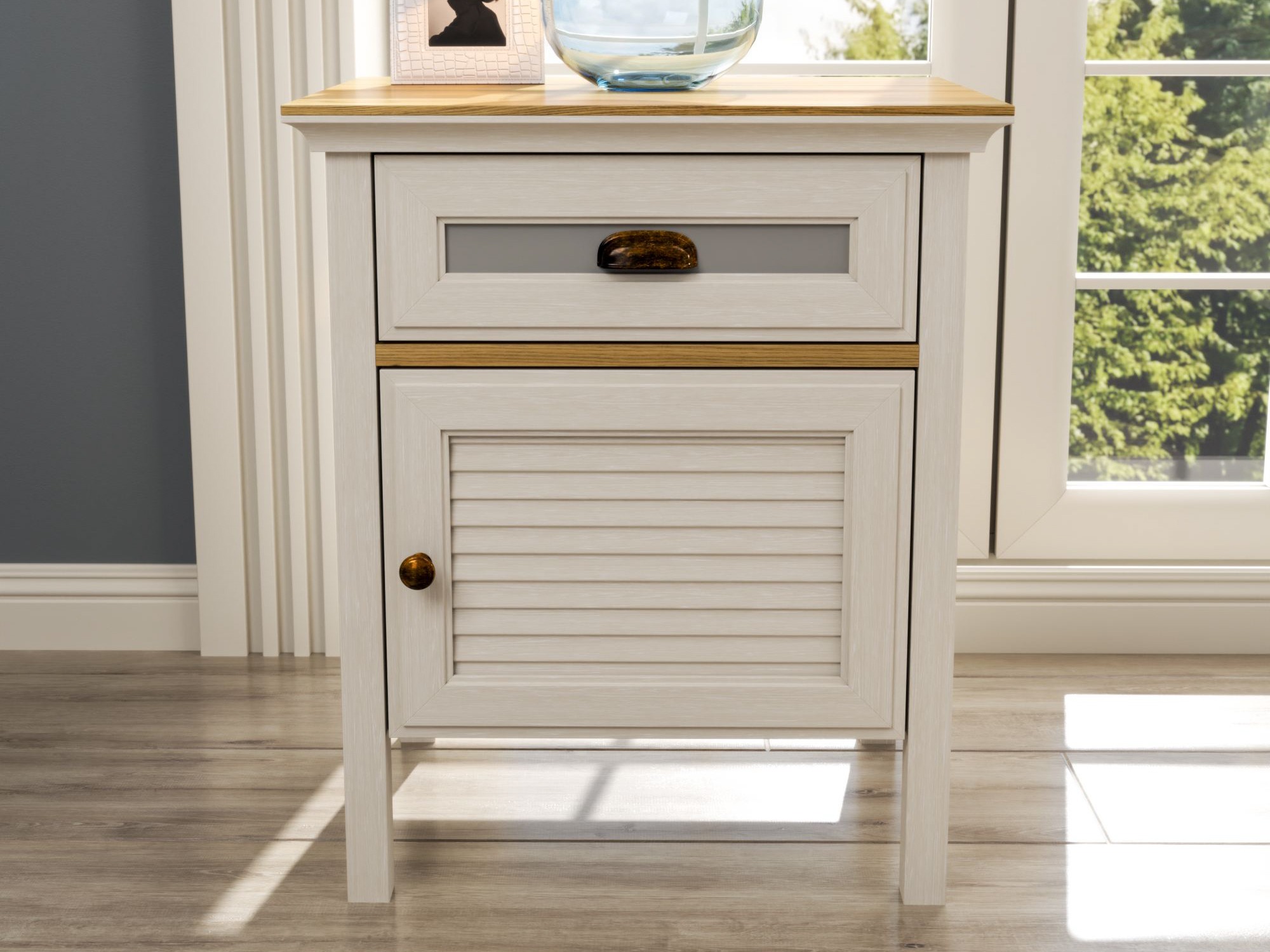 Naktinis staliukas Melvero 122