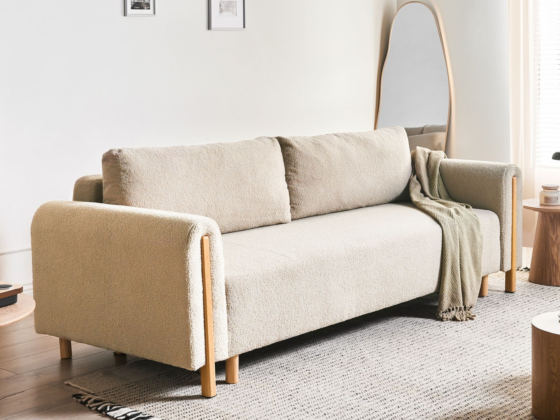 Sofa lova Berwyn 2936 (Šviesi smėlinė)