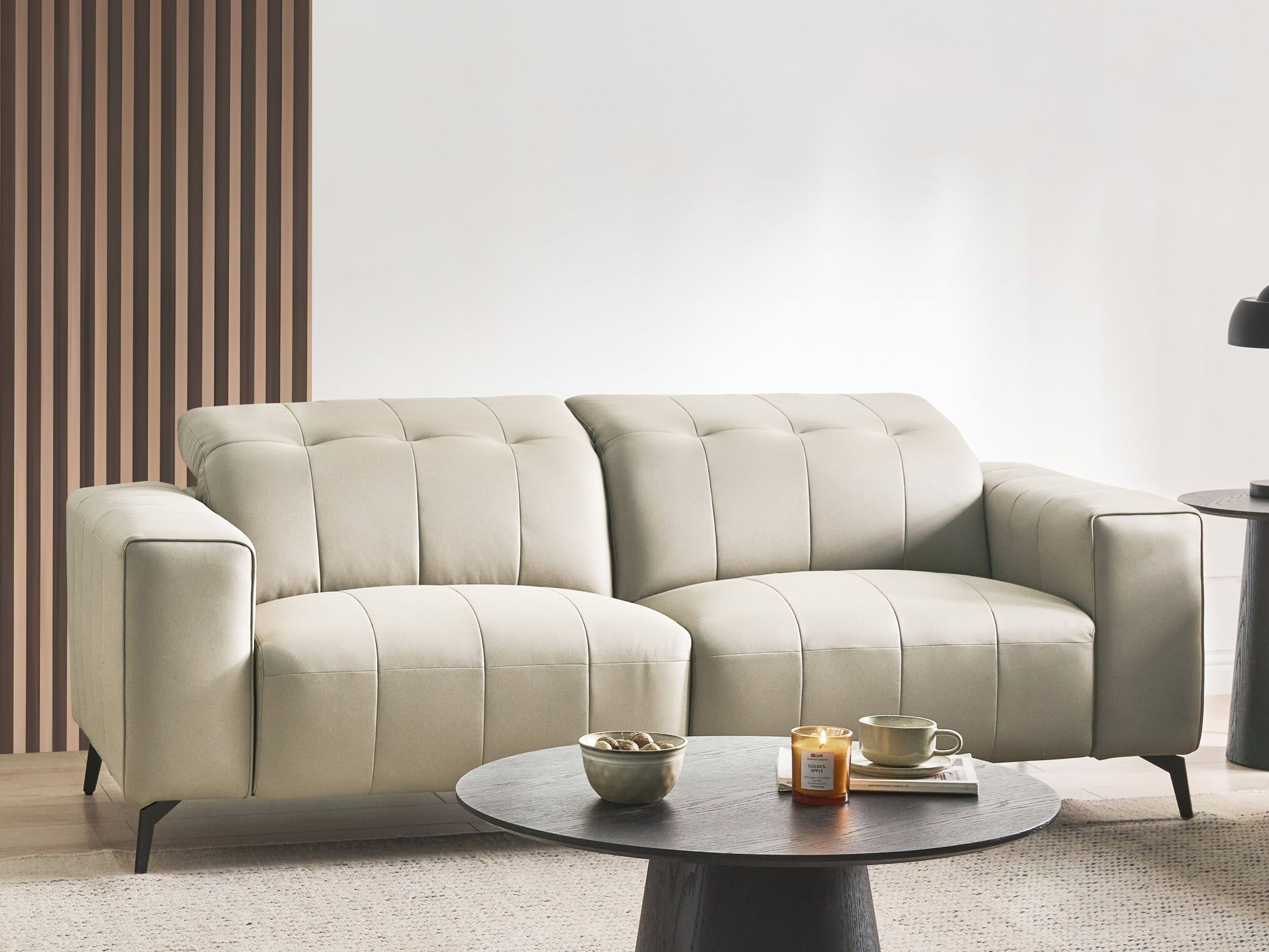 Sofa Berwyn 2946 (Šviesi smėlinė)