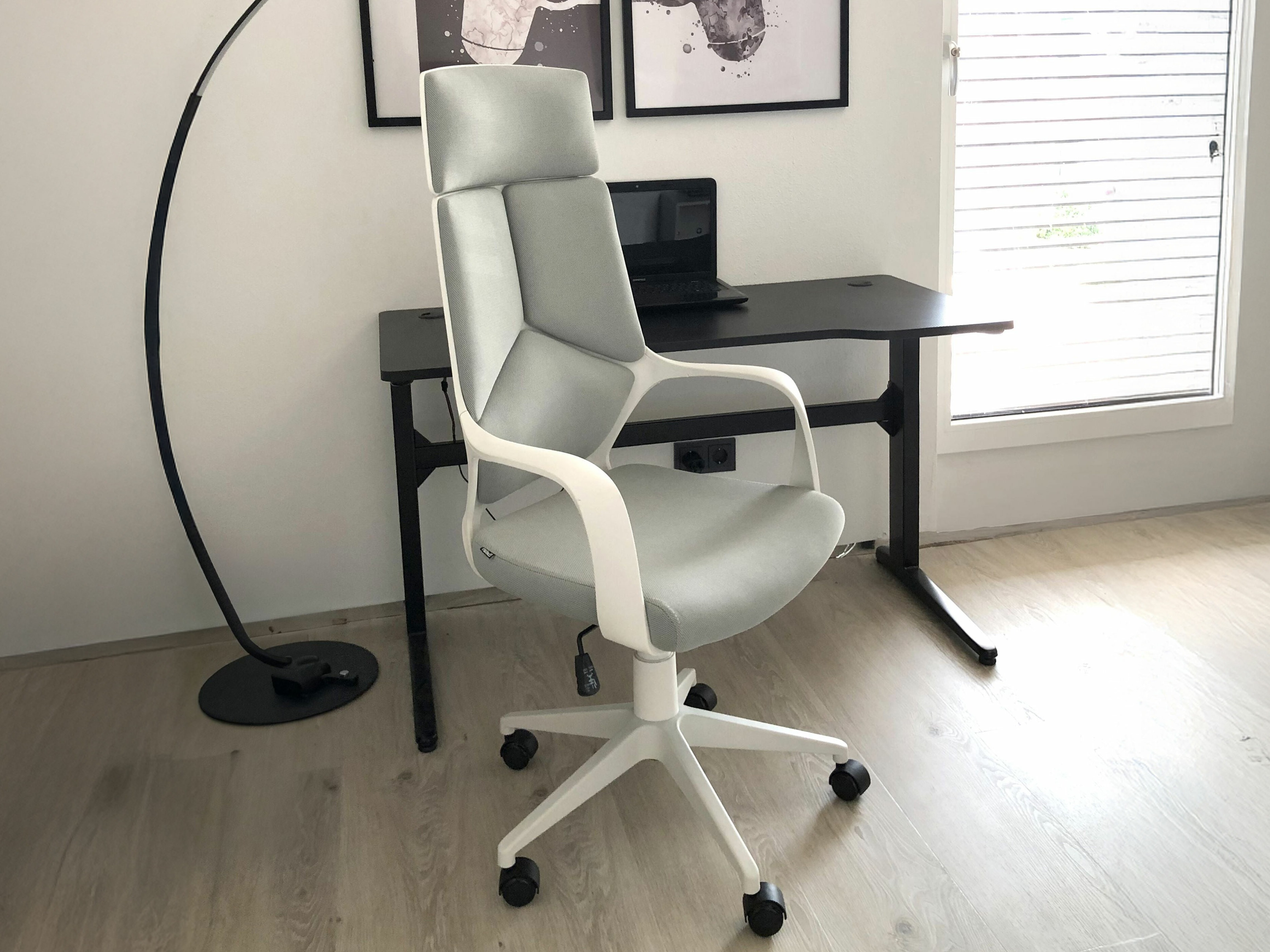 Biuro kėdė Berwyn 208 (Šviesi pilka)