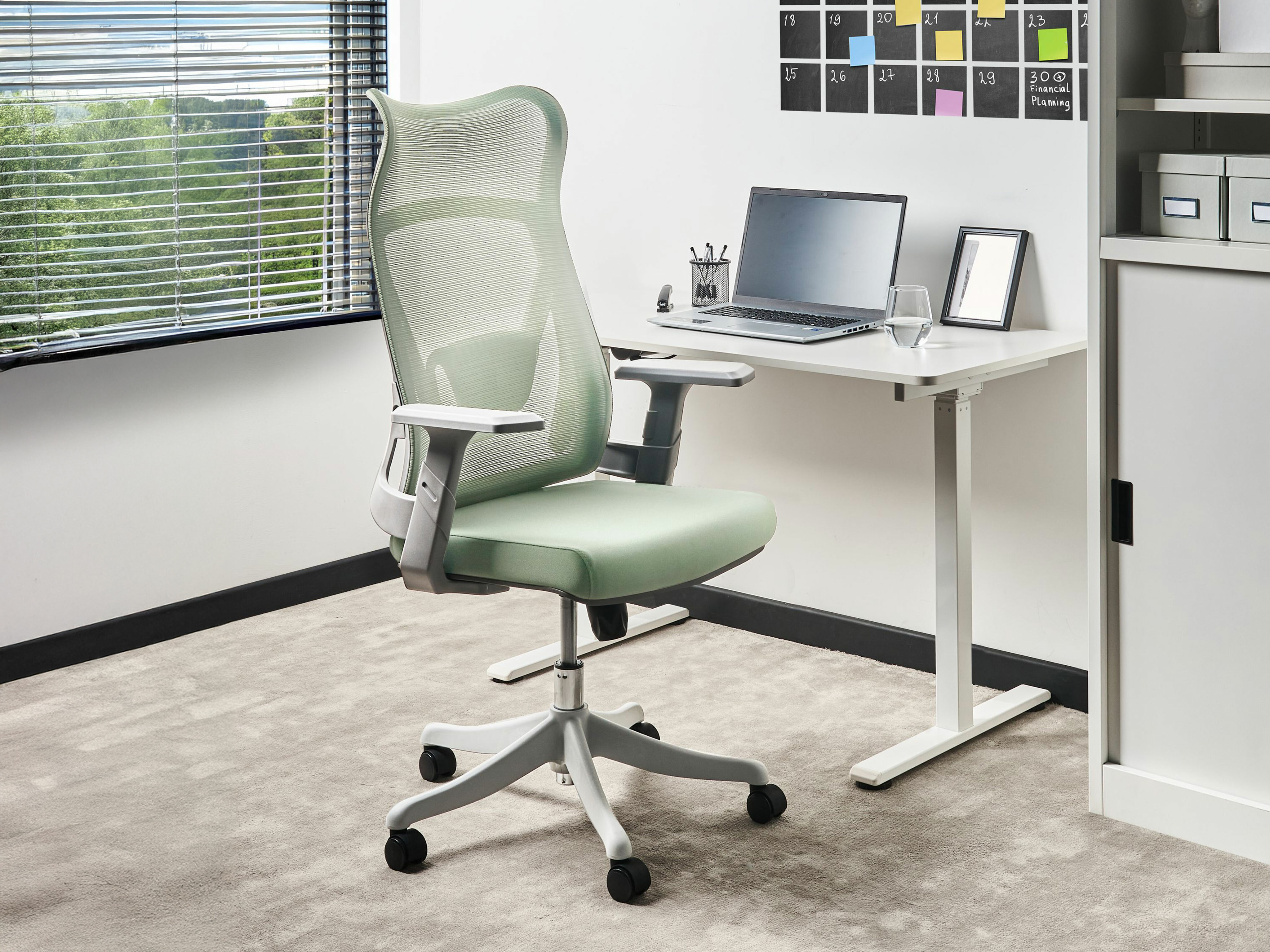 Biuro kėdė Berwyn 2939 (Žalia + Pilka)
