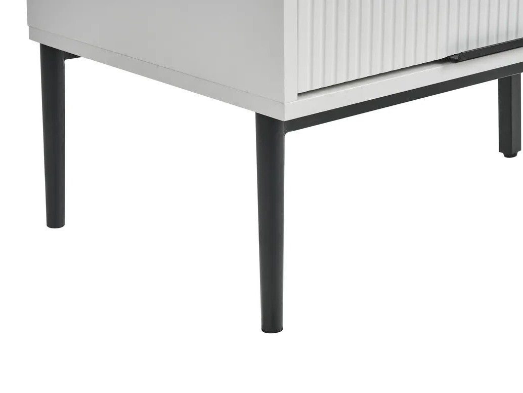 TV staliukas Berwyn 3025