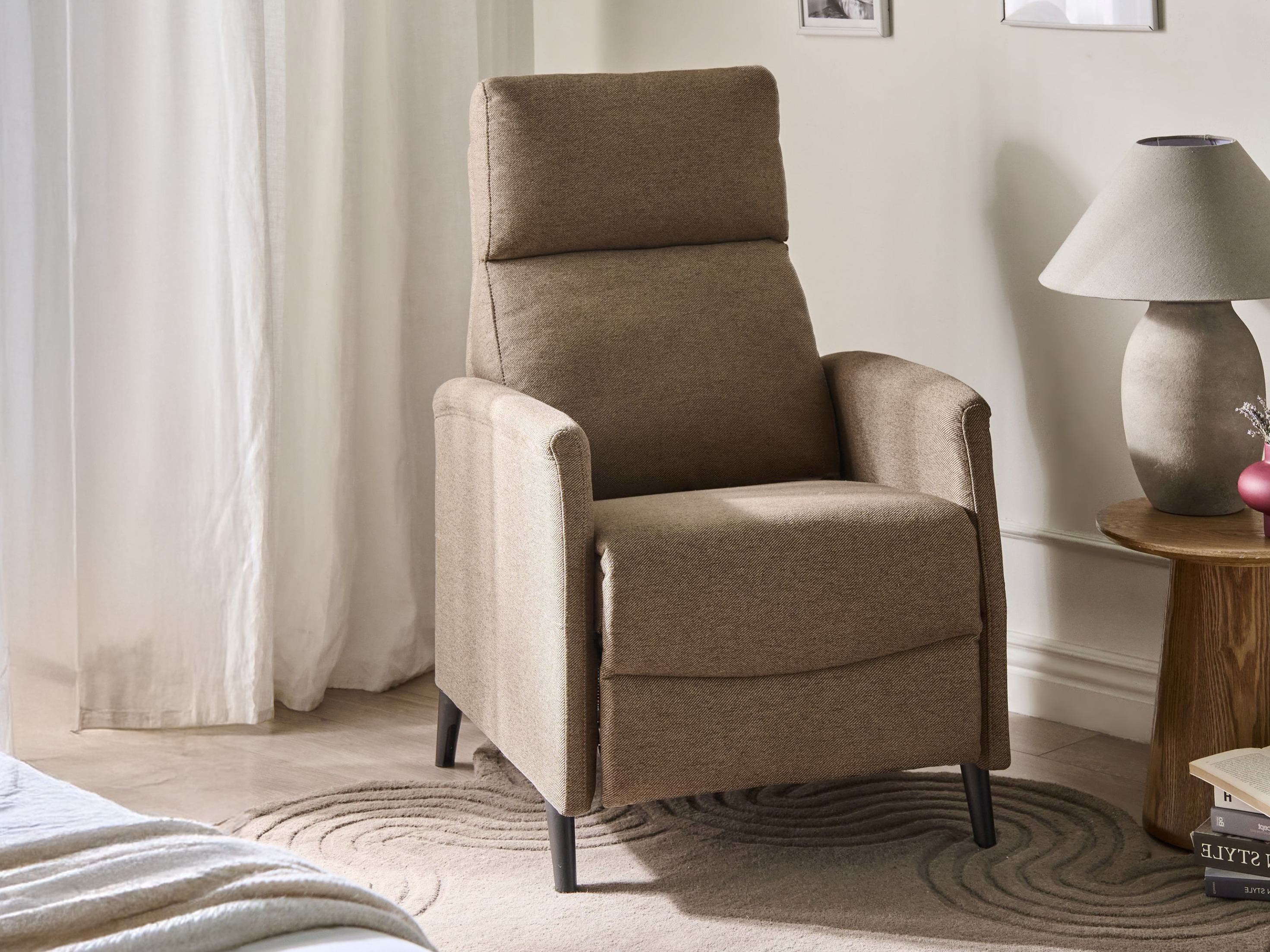 Fotelis reglaineris Berwyn 2462 (Ruda)