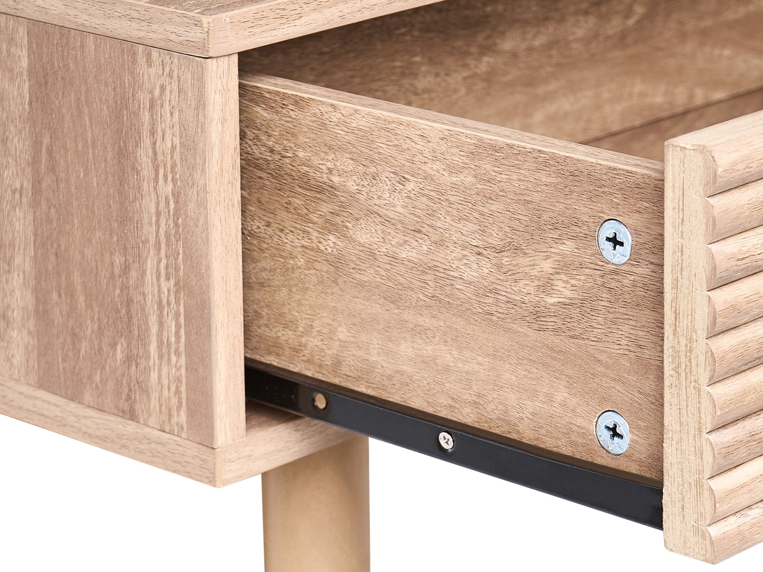 Konsolė Fivnole 104