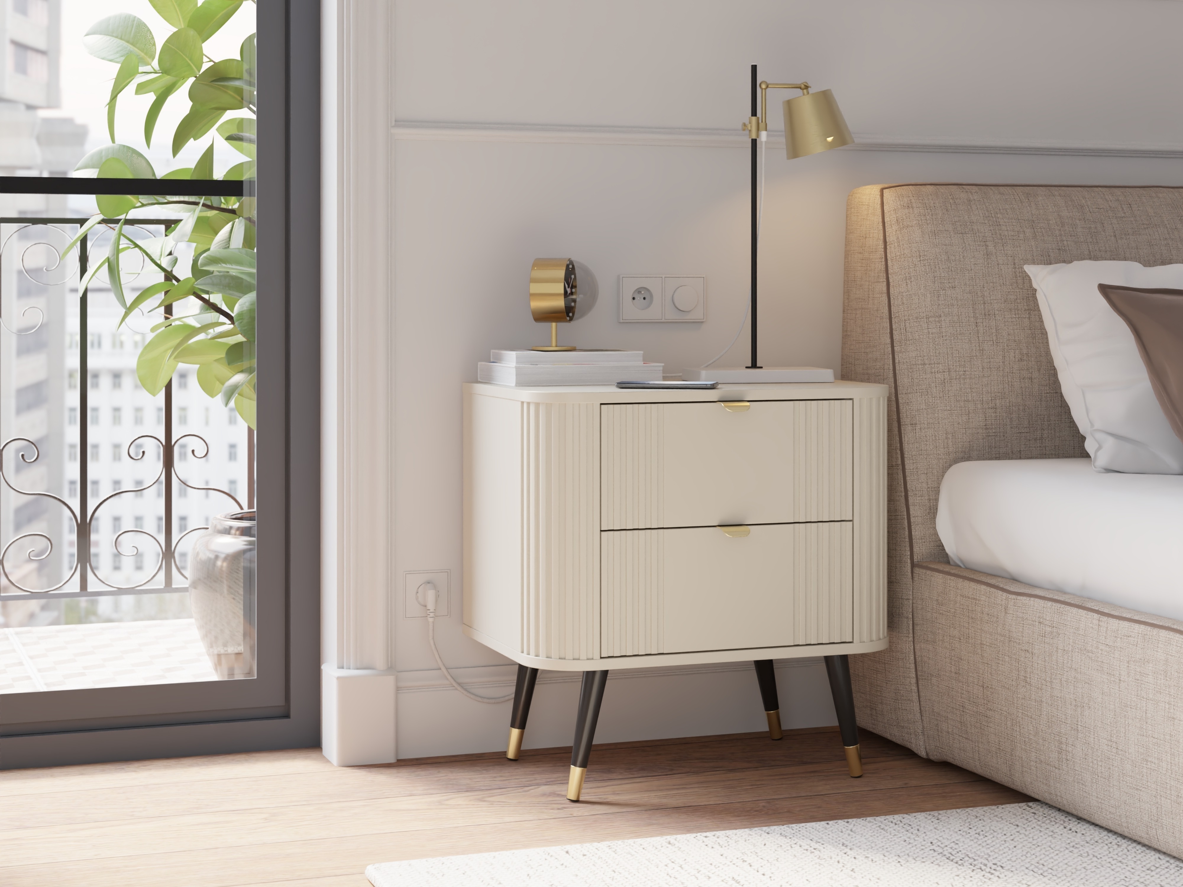 Naktinis staliukas Mormone 104