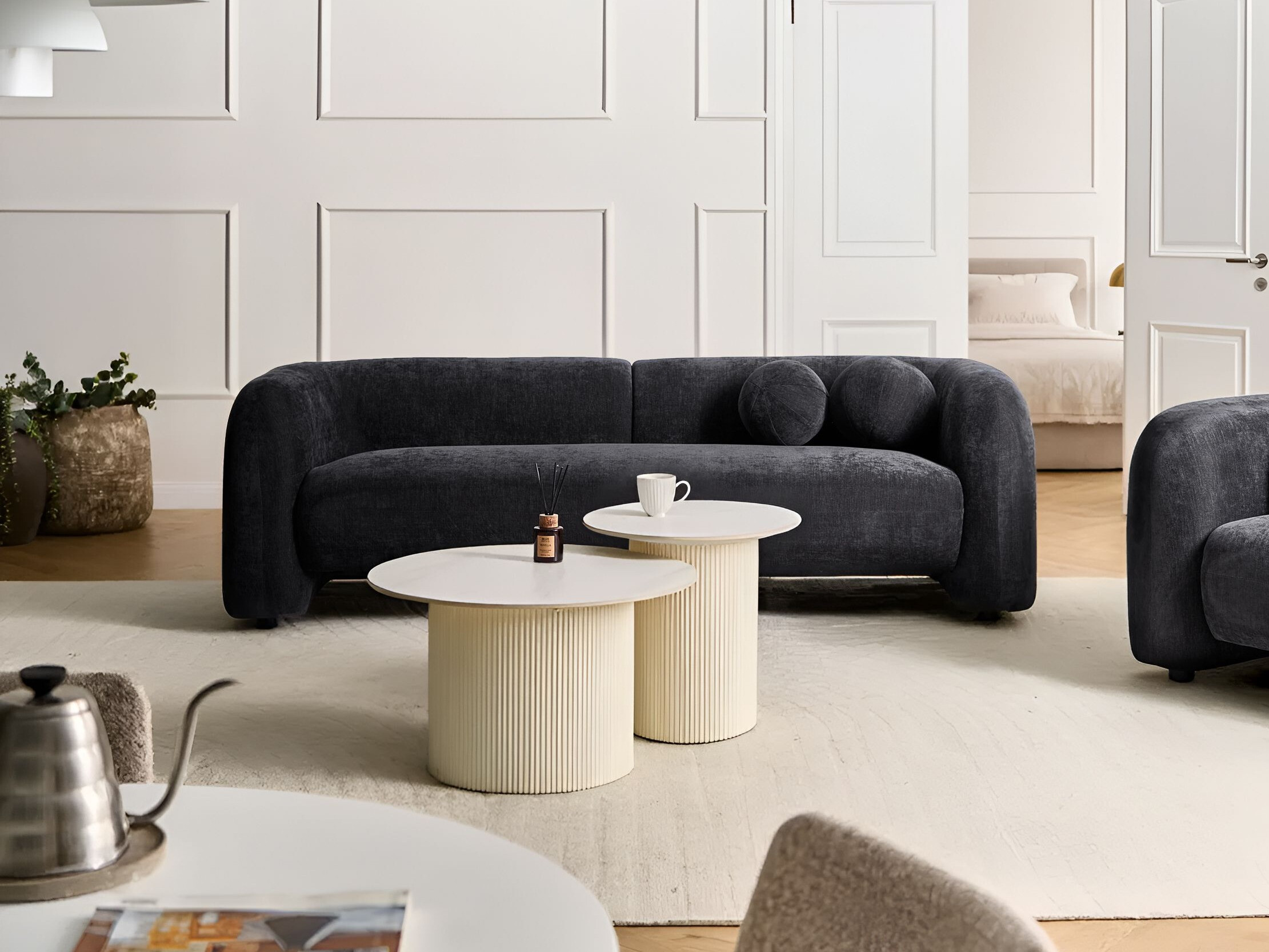 Sofa Veselme 103 (Juoda)