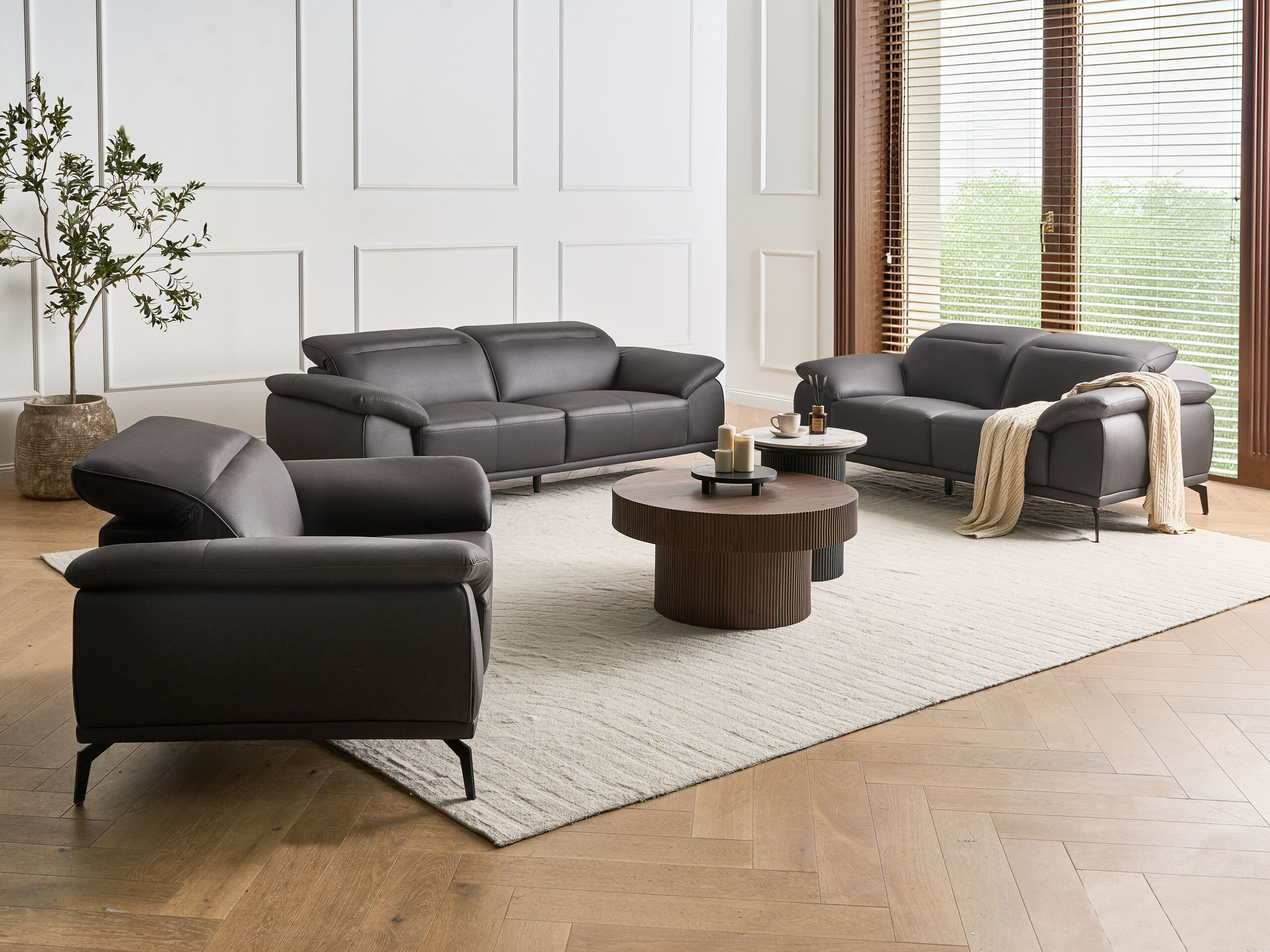 Minkštų baldų komplektas Berwyn 3127 (Juoda)